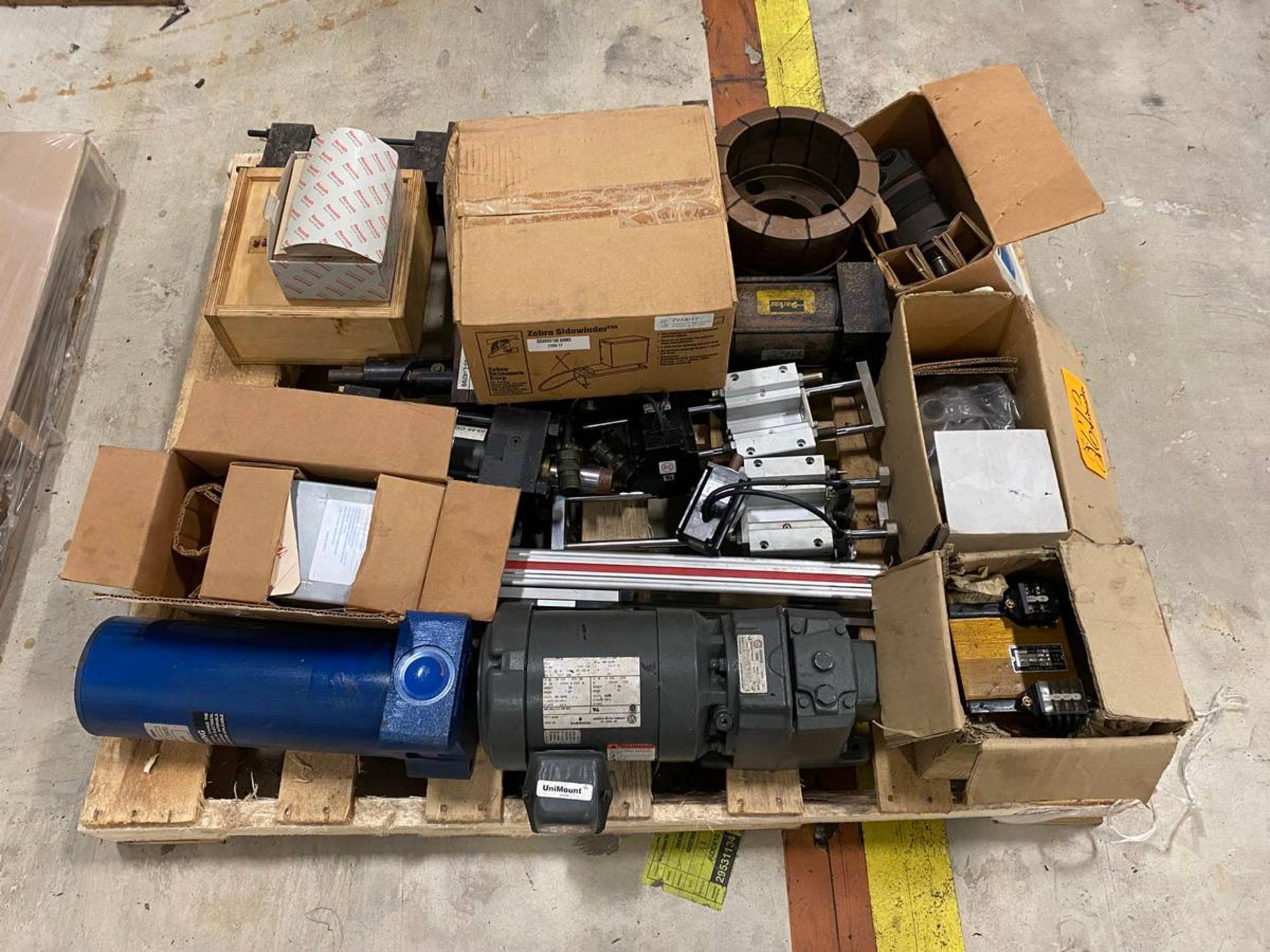 (2) Pallets Of Assorted Various Size Motors - Image 3 of 3