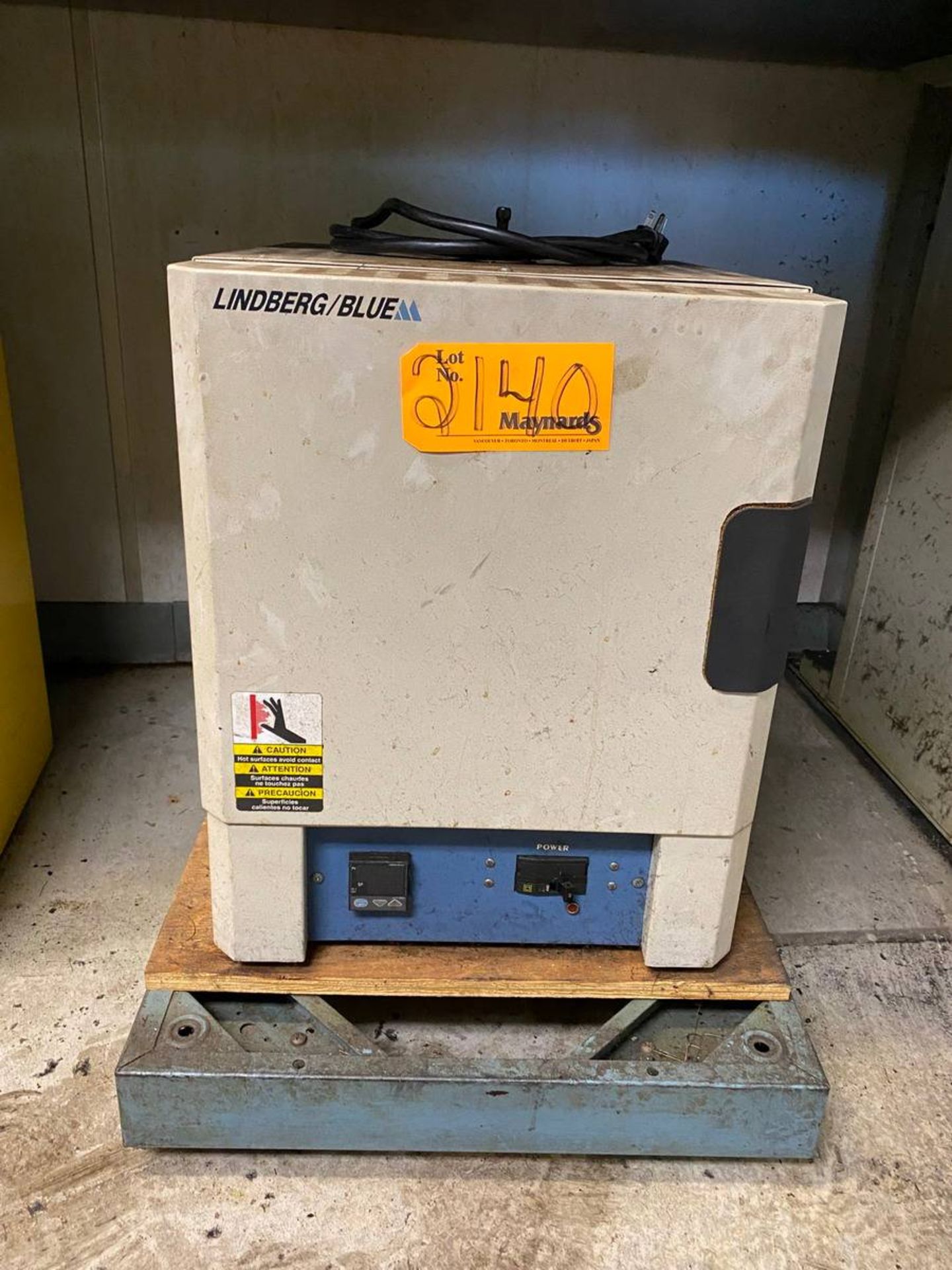 Lindberg/ Blue BF51766A-1 Box Furnace - Image 5 of 5