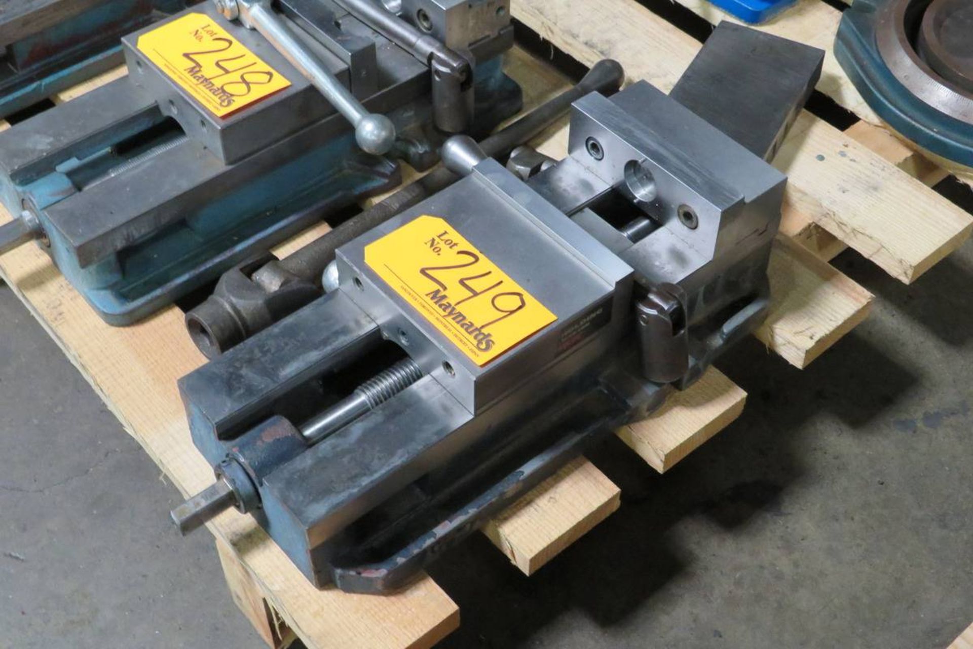 TE-CO 6" Machine Vise