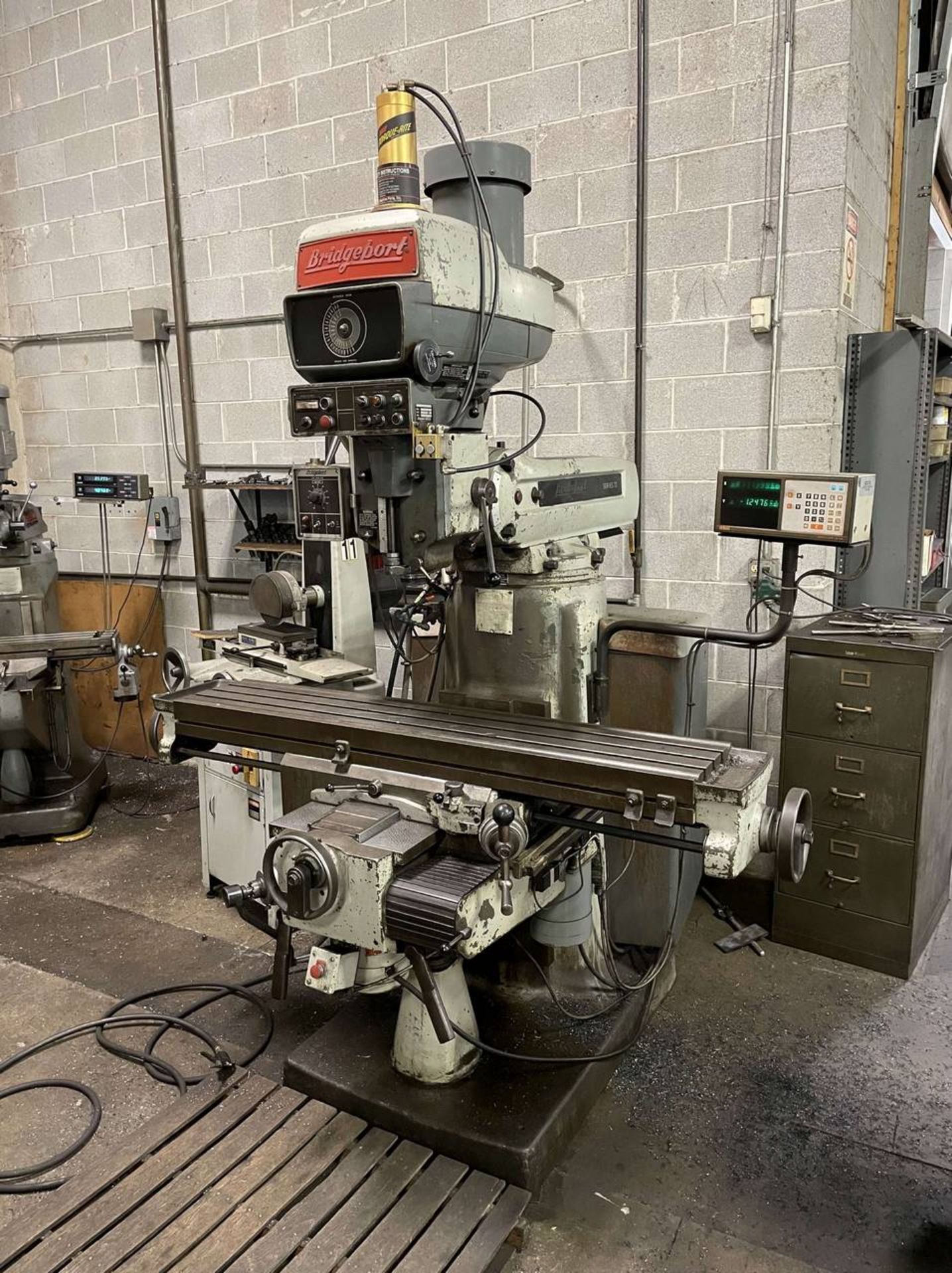 Bridgeport Series II Vertical Milling Machine - Image 2 of 6