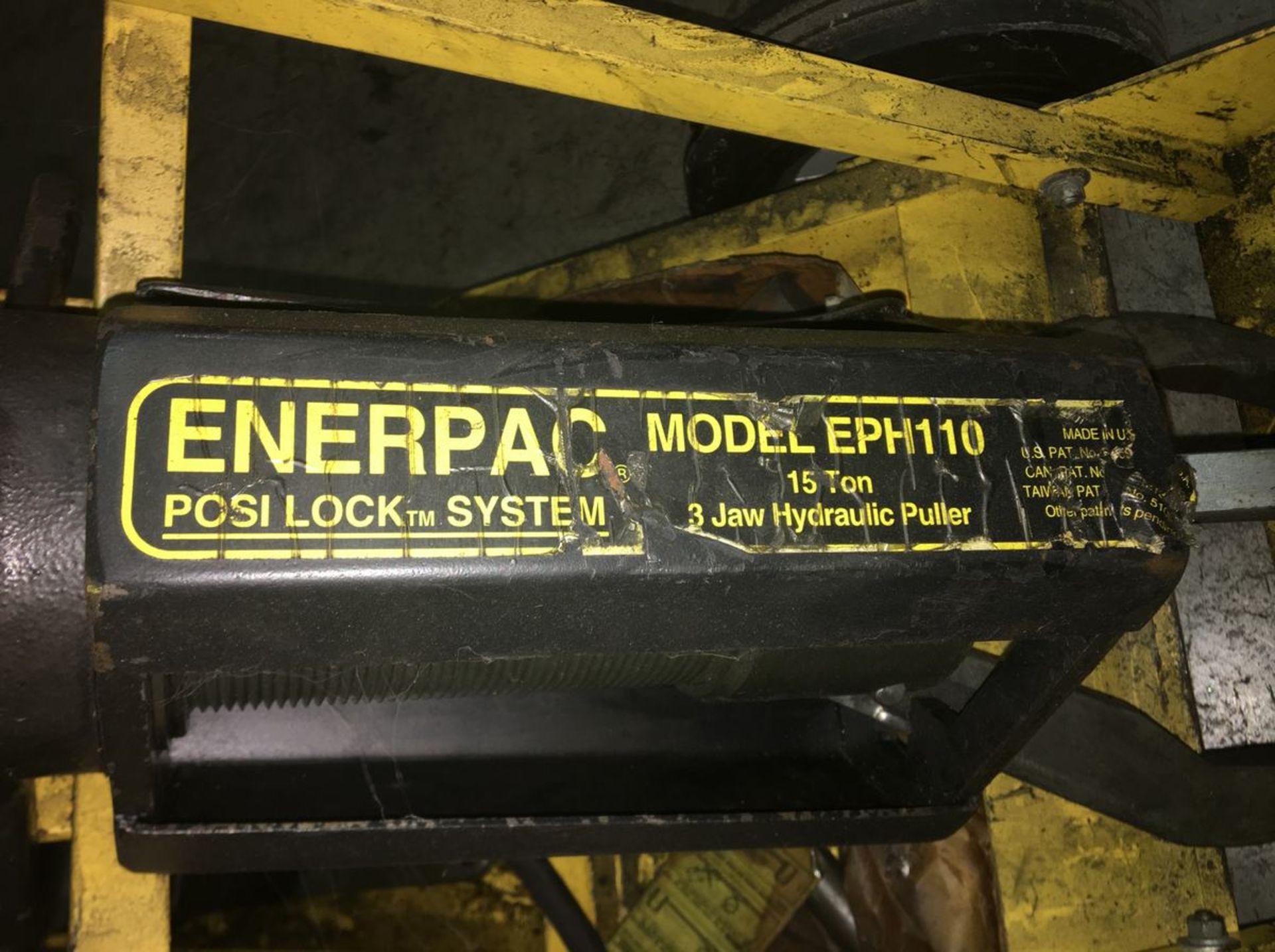 Enerpac EPH110 Posi Lock System Cart Mounted 15 Ton 3-Jaw Hydraulic Puller - Image 2 of 6