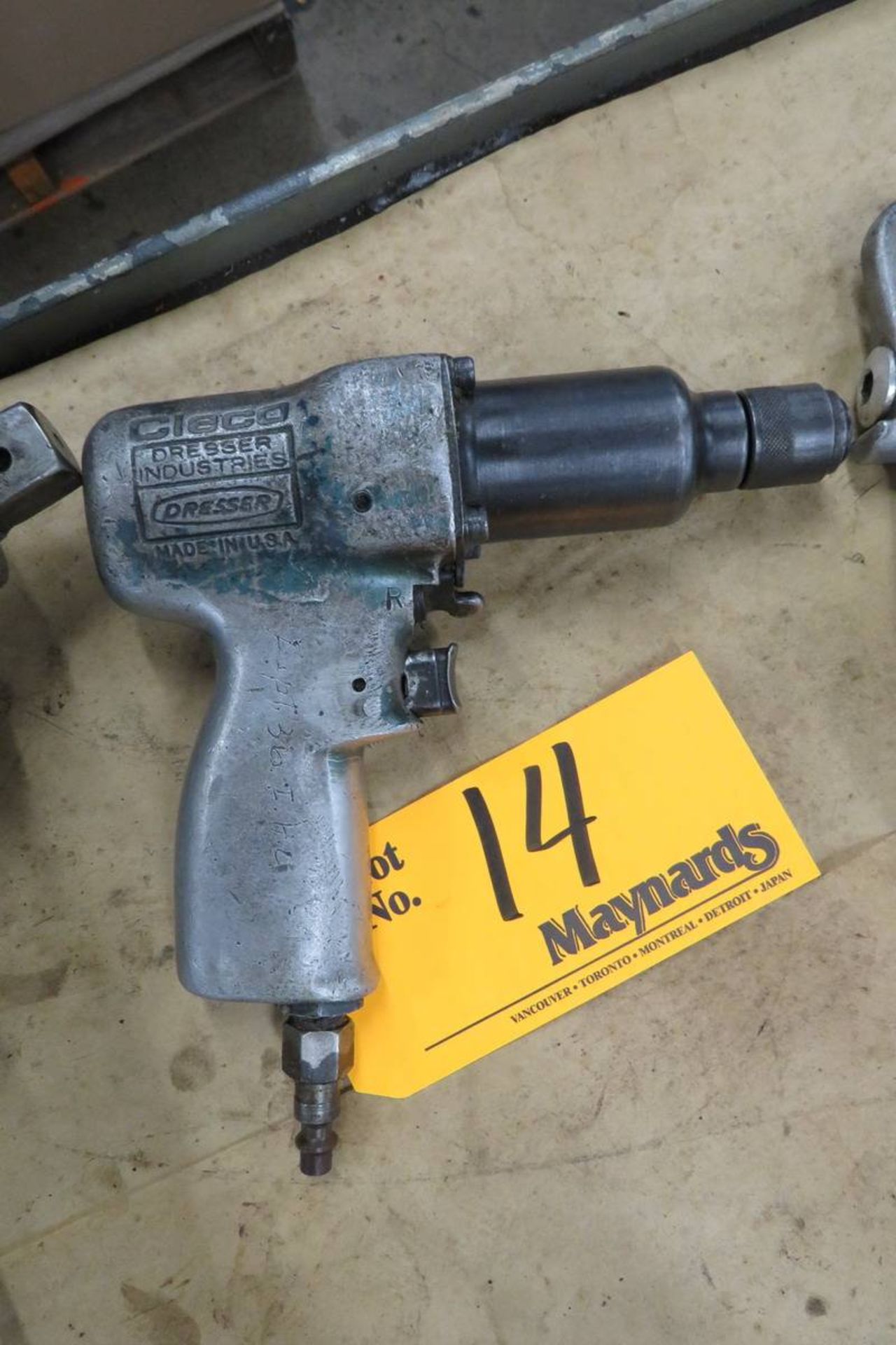 3/4" Pneumatic Impact Wrench - Image 2 of 2