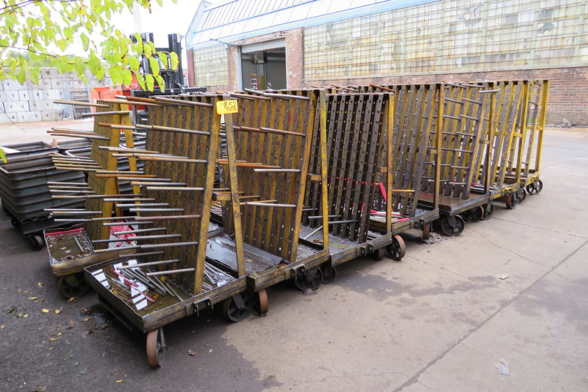 (65) Rolling Cantilever Parts Racks