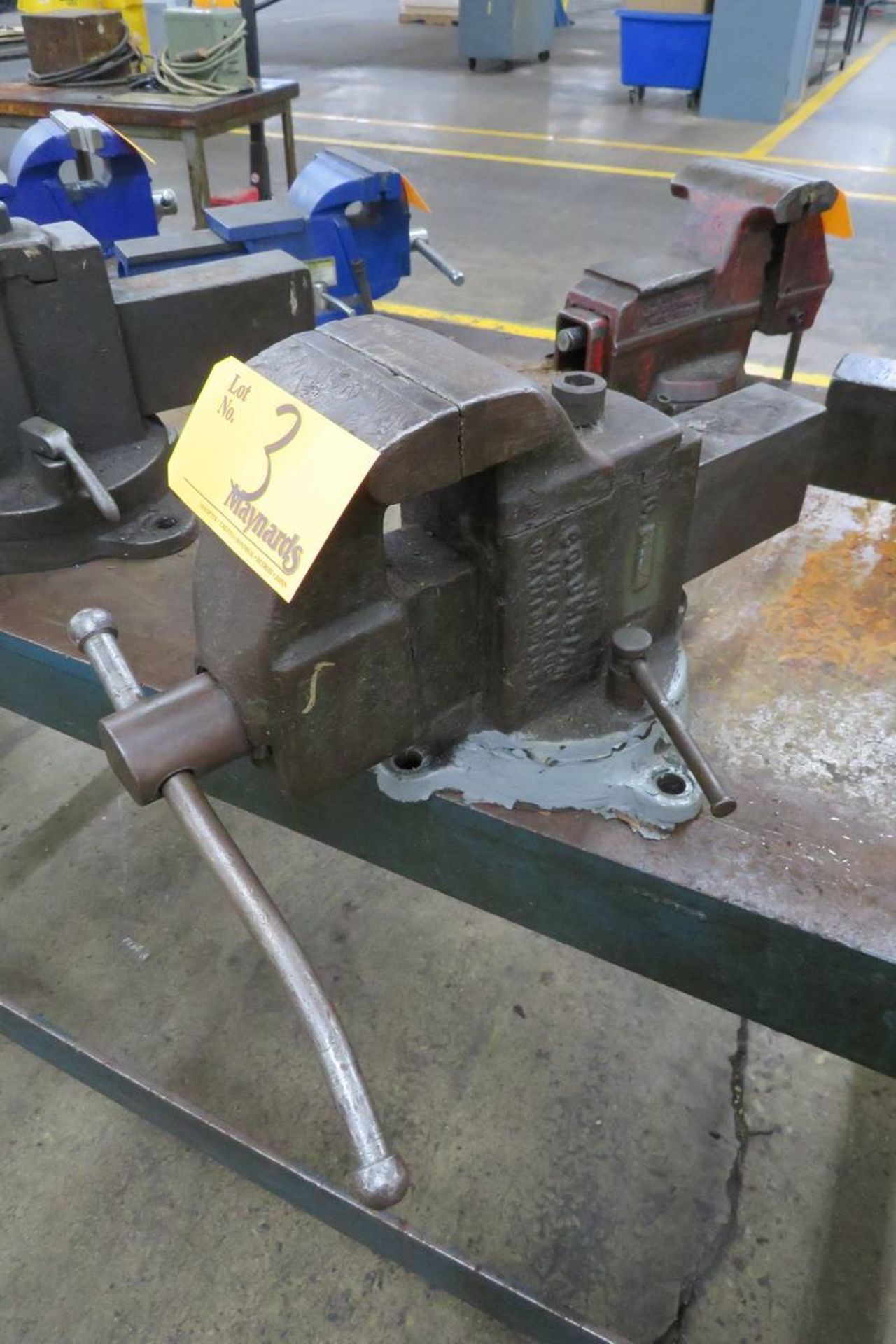 Columbian Vise Co No. 4041/2 4-1/2" Benchtop Vise with Swivel Base