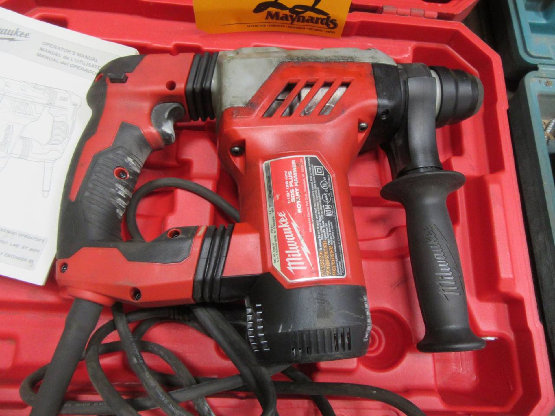 Milwaukee 5268-21 1 1/8" Rotary Hammer - Image 2 of 2