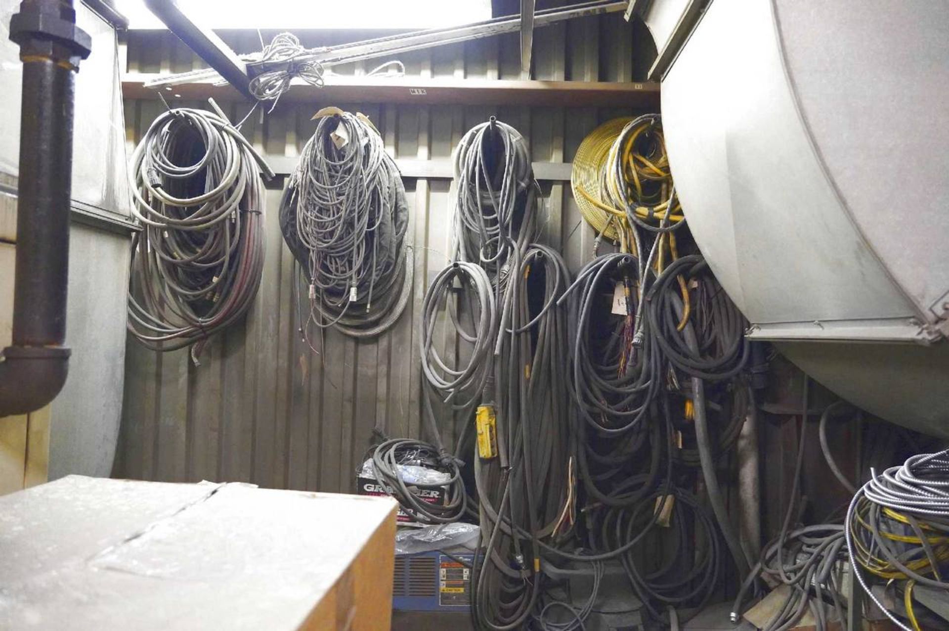 Contents of Compressor Room - Image 6 of 16
