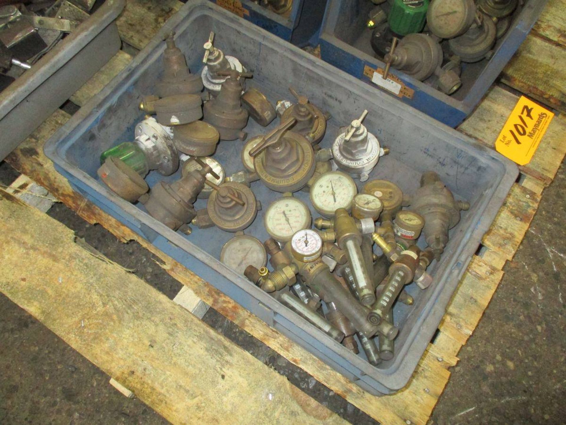 Lot of Assorted Regulators, Valves & Clamps - Image 2 of 5