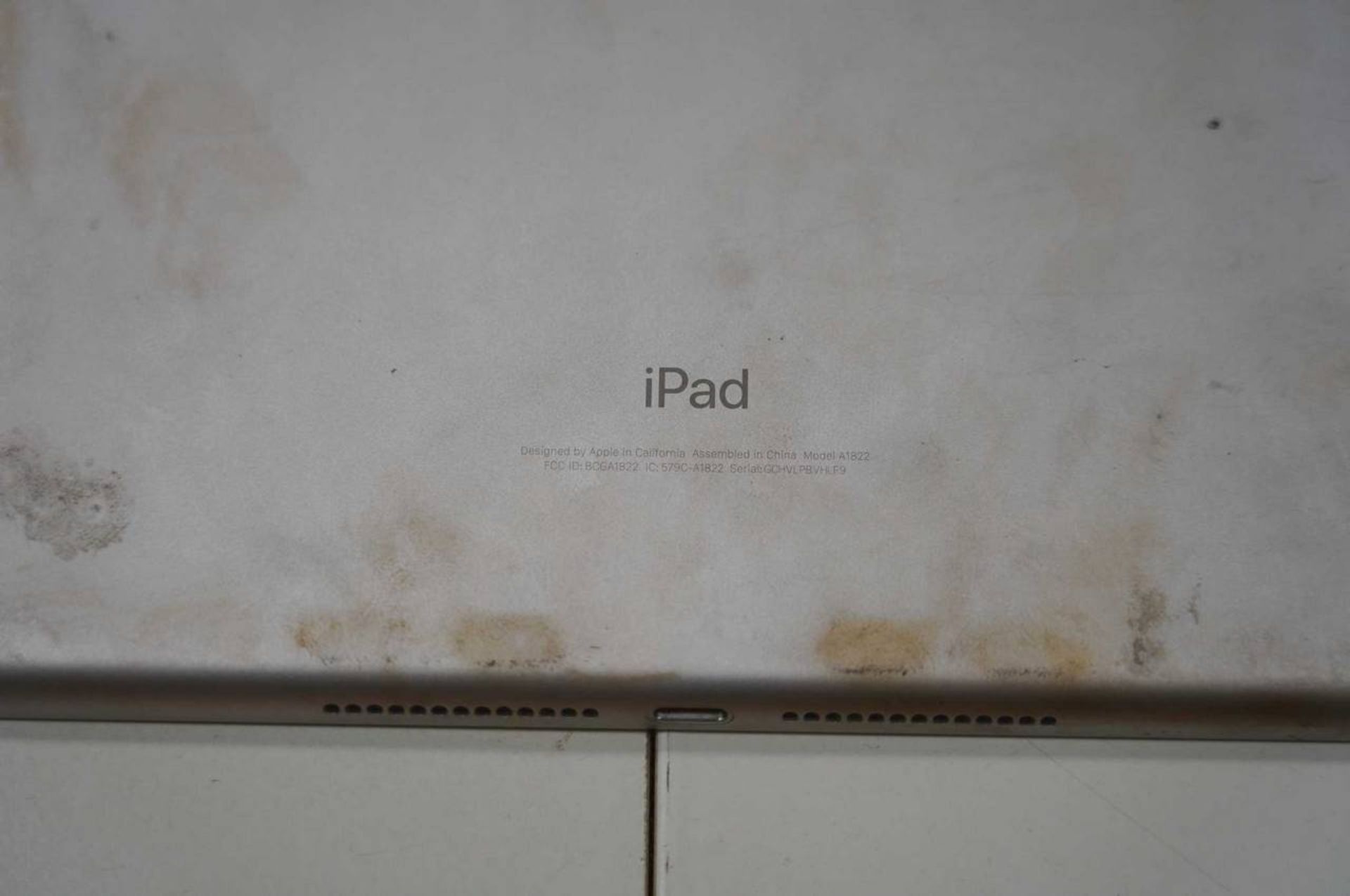 Apple AT822 iPad - Image 3 of 3