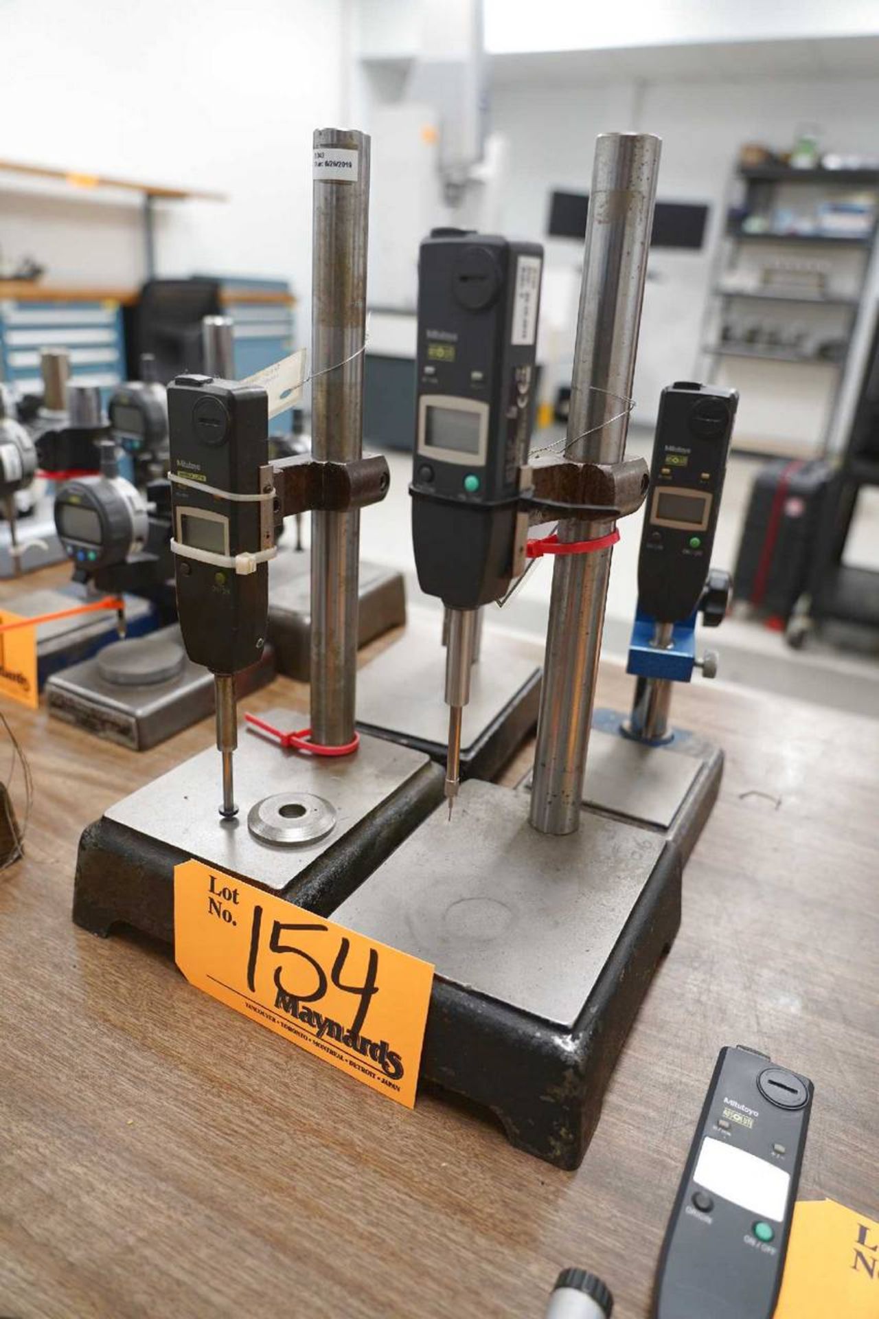 Mitutoyo (4) Digital Indicators on (4) Gauge Stands