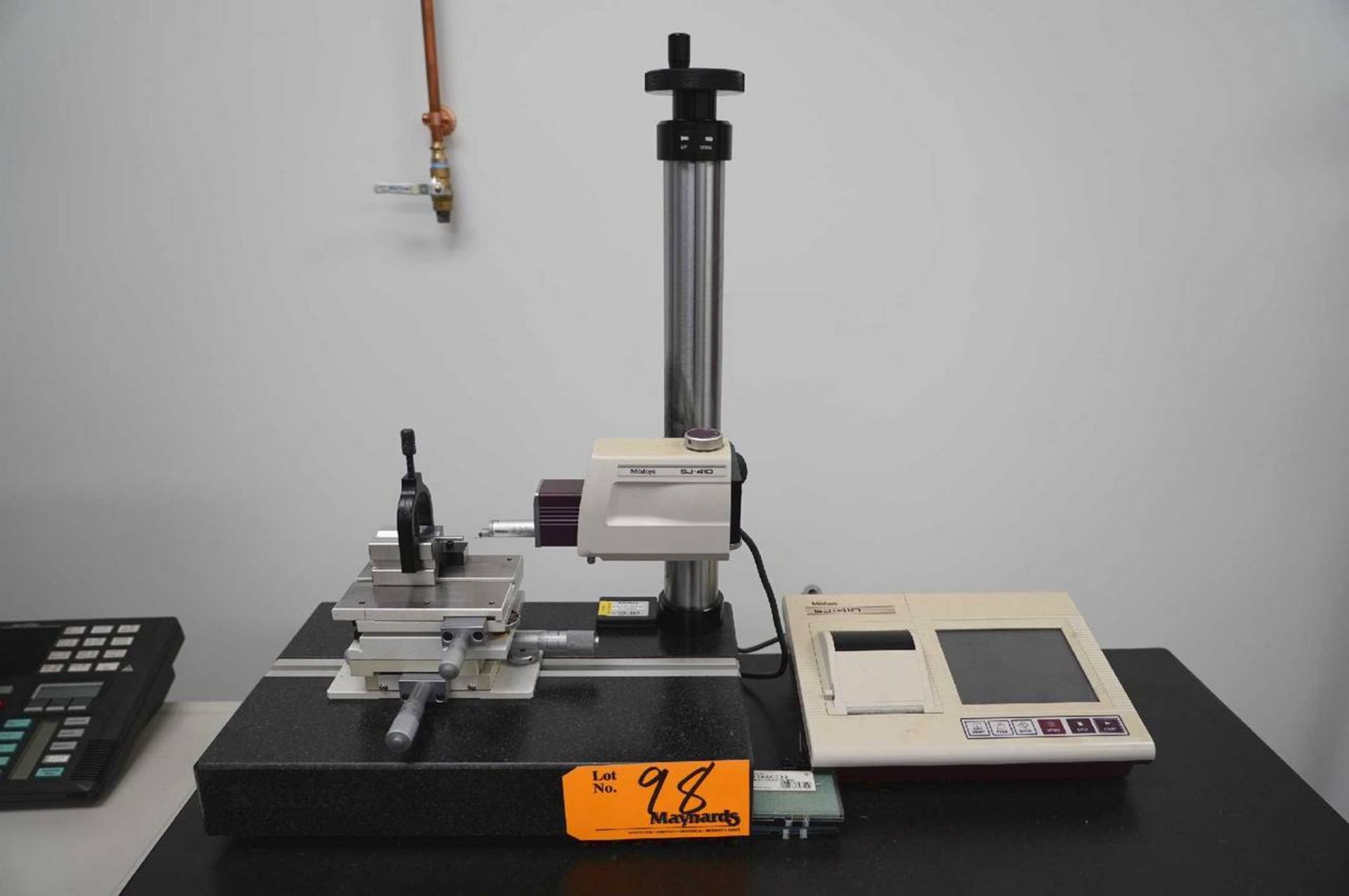 Mitutoyo SJ-410 Surface Roughness Tester