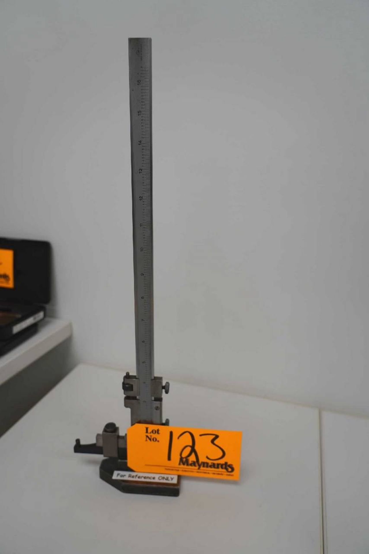 Analog 16'' Height Gauge