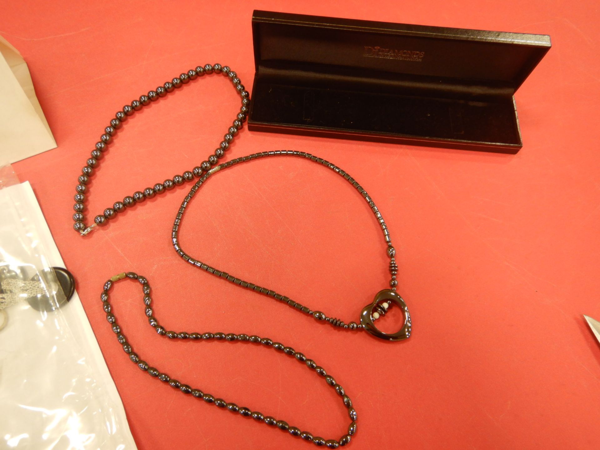 L/O COSTUME JEWELRY - B40