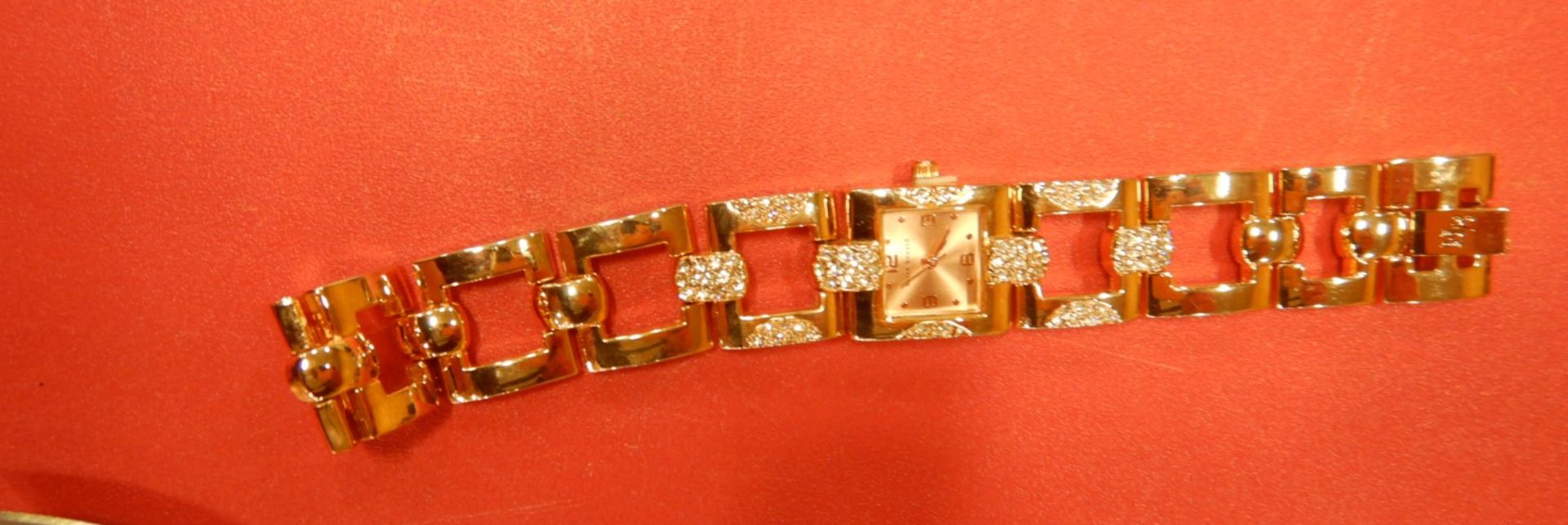 L/O COSTUME JEWELRY - B33 - Image 6 of 6