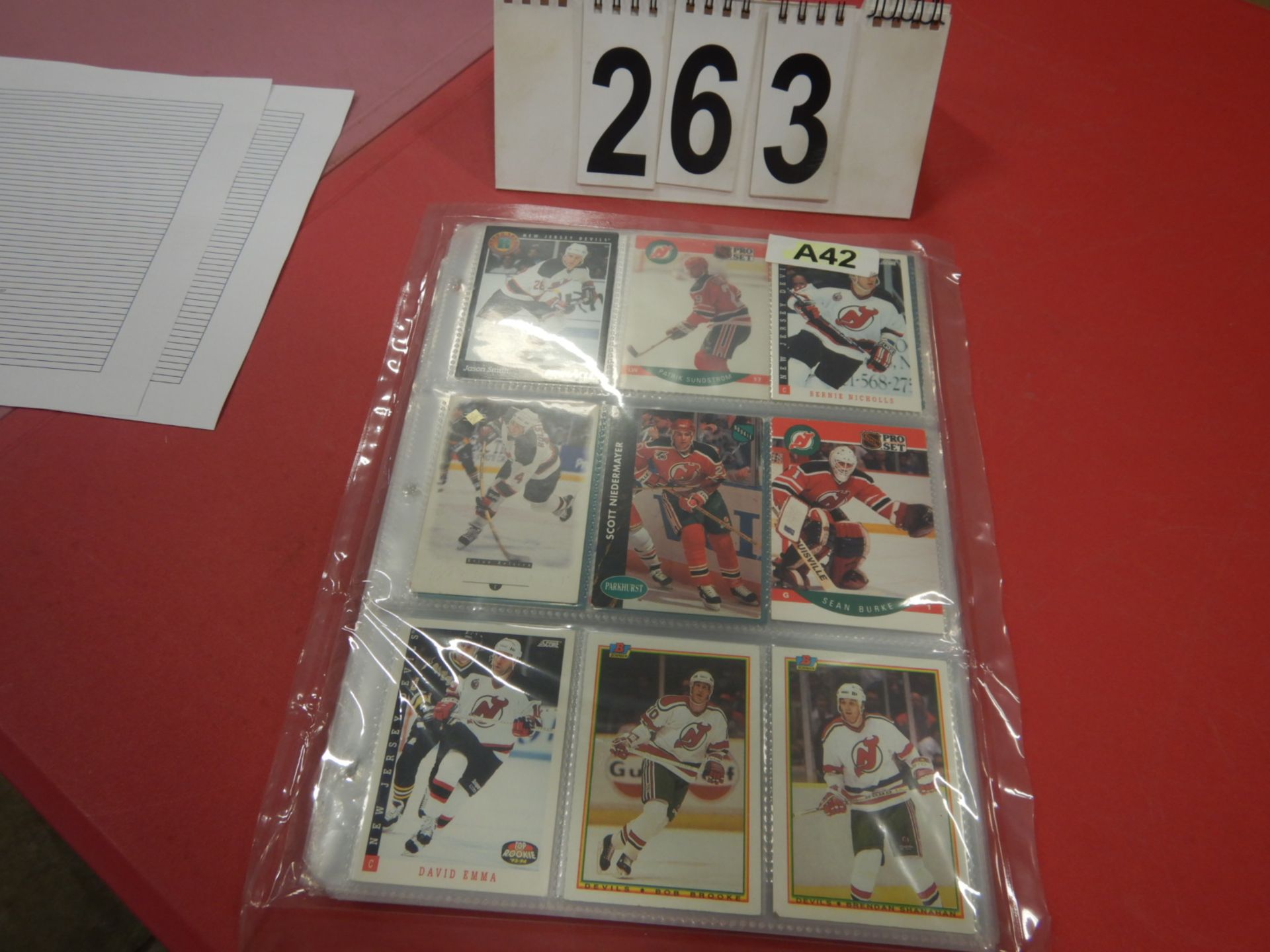 LOT OF HOCKEY TRADING CARDS - A42 - Image 3 of 3