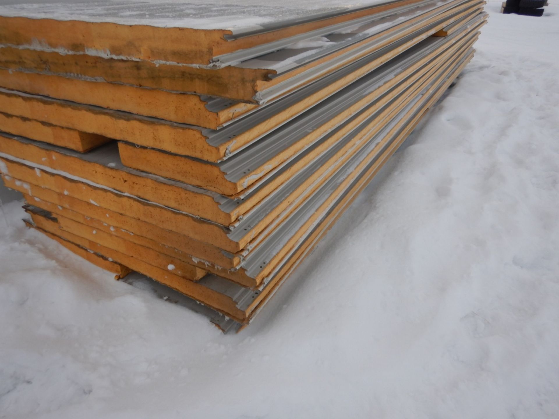 (14) - METL-SPAN 3"THICK X 40" WIDE INSULATED METAL PANELS R20 OFF OF BUILDING, SLIGHT HAIL