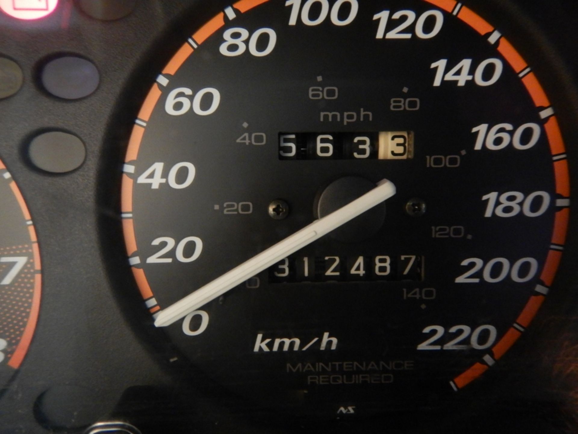 1999 HONDA CRV - 312,487 KM'S SHOWING, AUTO TRANS, S/N JHLRD1852XC808749 - Image 8 of 12