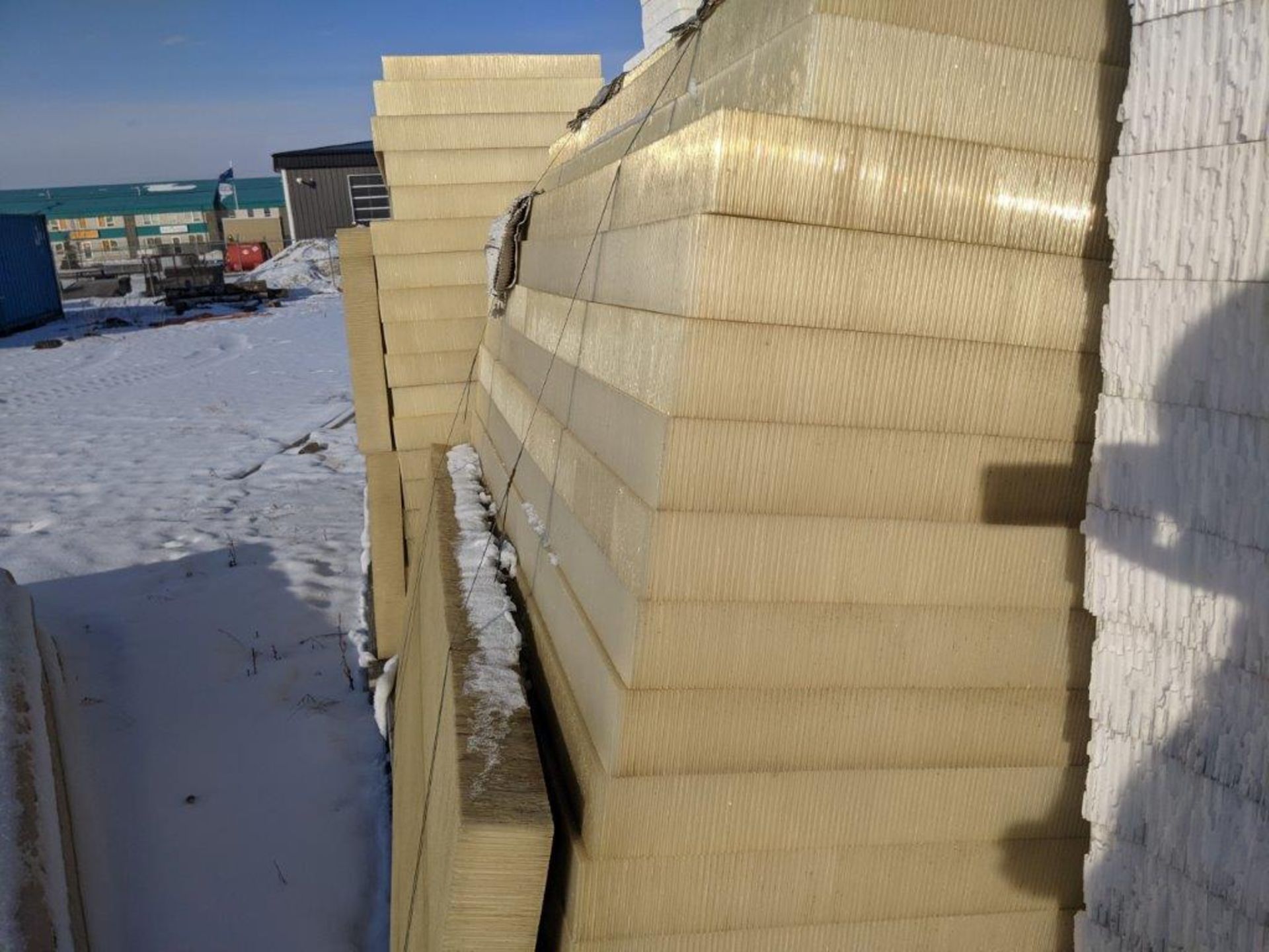 RIG MAT CORE POLYSTYRENE MATERIAL - LARGE QUANTITY APPROXIMATELY 3-SEMI LOADS LOCATED IN SYLVAN - Image 3 of 11