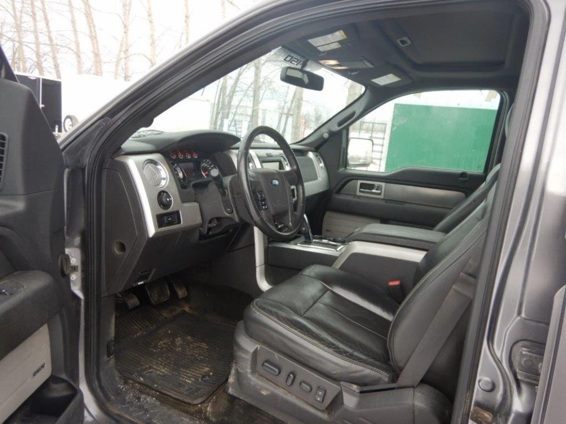 2013 FORD F150, FX4, CREW CAB, 4X4, 5.0L, V8, 331,625 KM'S SHOWING, AUTO TRANS, LEATHER, S/N - Image 5 of 11