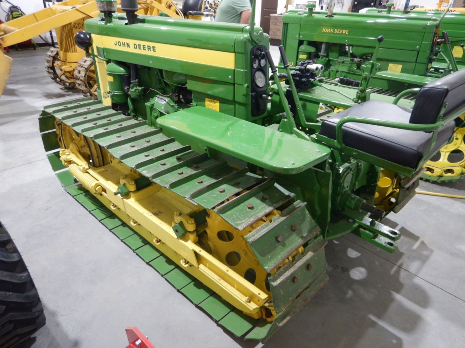 JOHN DEERE 420C 1958 - VINTAGE RESTORED CRAWLER, RUNNING CONDITION, S/N 103618, JOBBER DOZER & ANY - Image 5 of 12