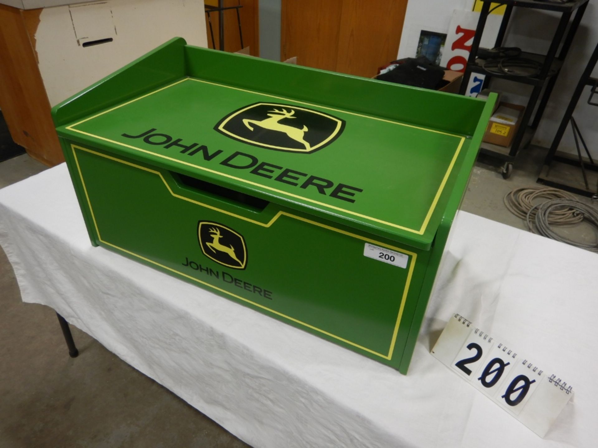 JOHN DEERE TOY BOX