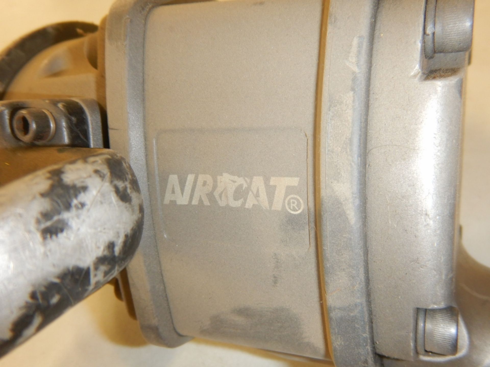 AIRCAT 1"" PNEUMATIC IMPACT WRENCH - Image 2 of 3