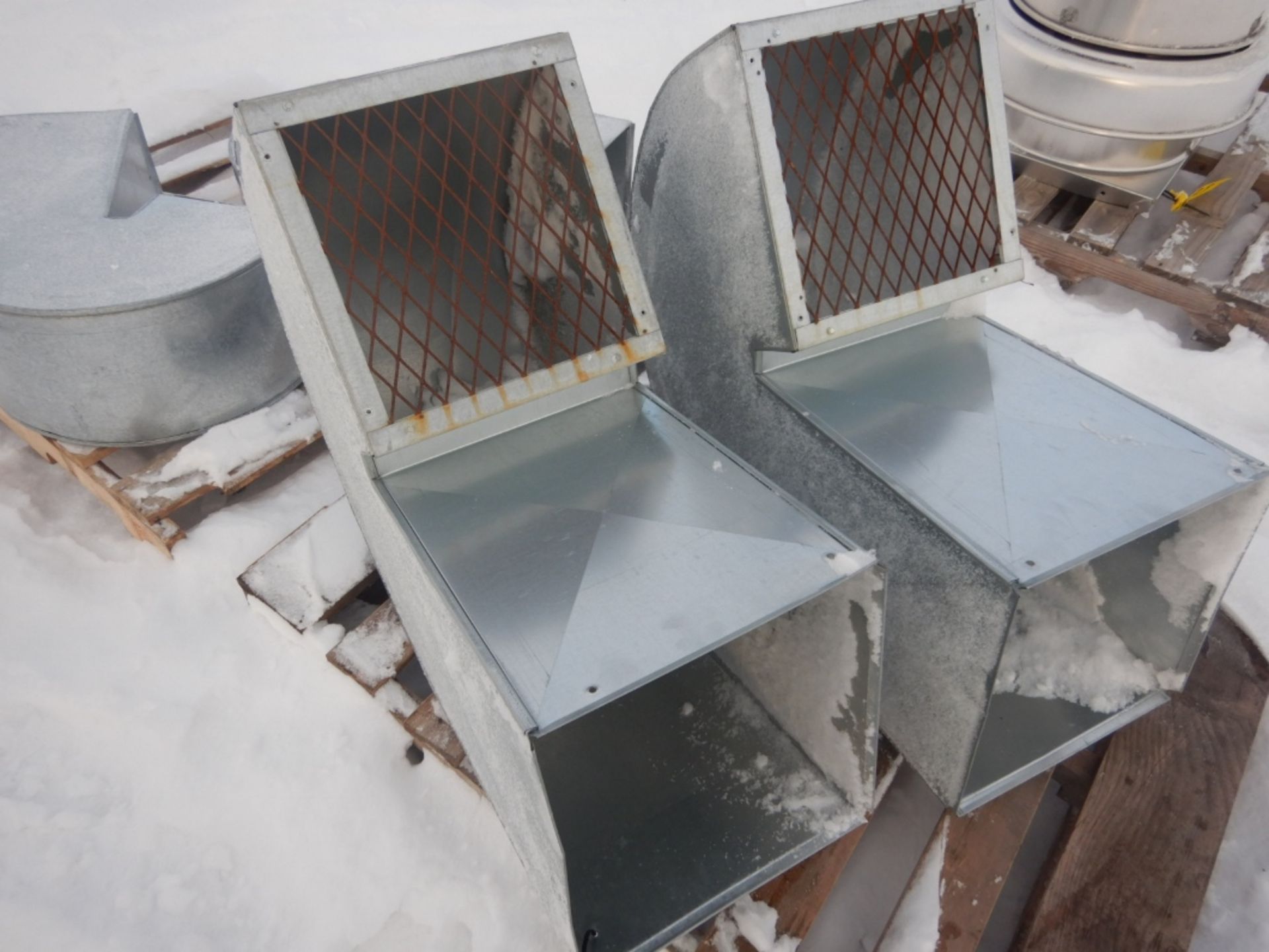 4 - EXHAUST FAN INLET/OUTLET GOOSENECK DUCTS W/ PEST SCREEN