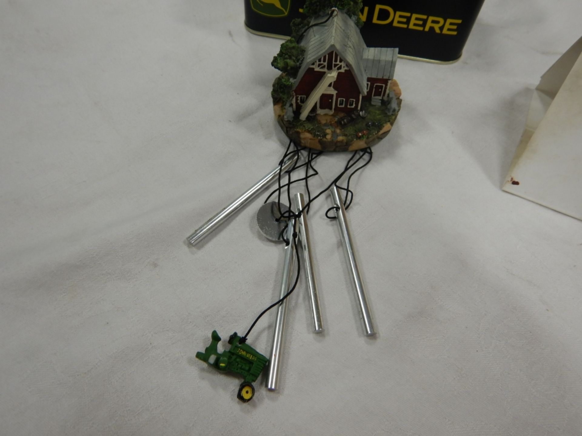 JOHN DEERE WIND CHIME FARM W/ BARN SCENERY, JOHN DEERE TIN DISPLAY CASE - Image 2 of 5