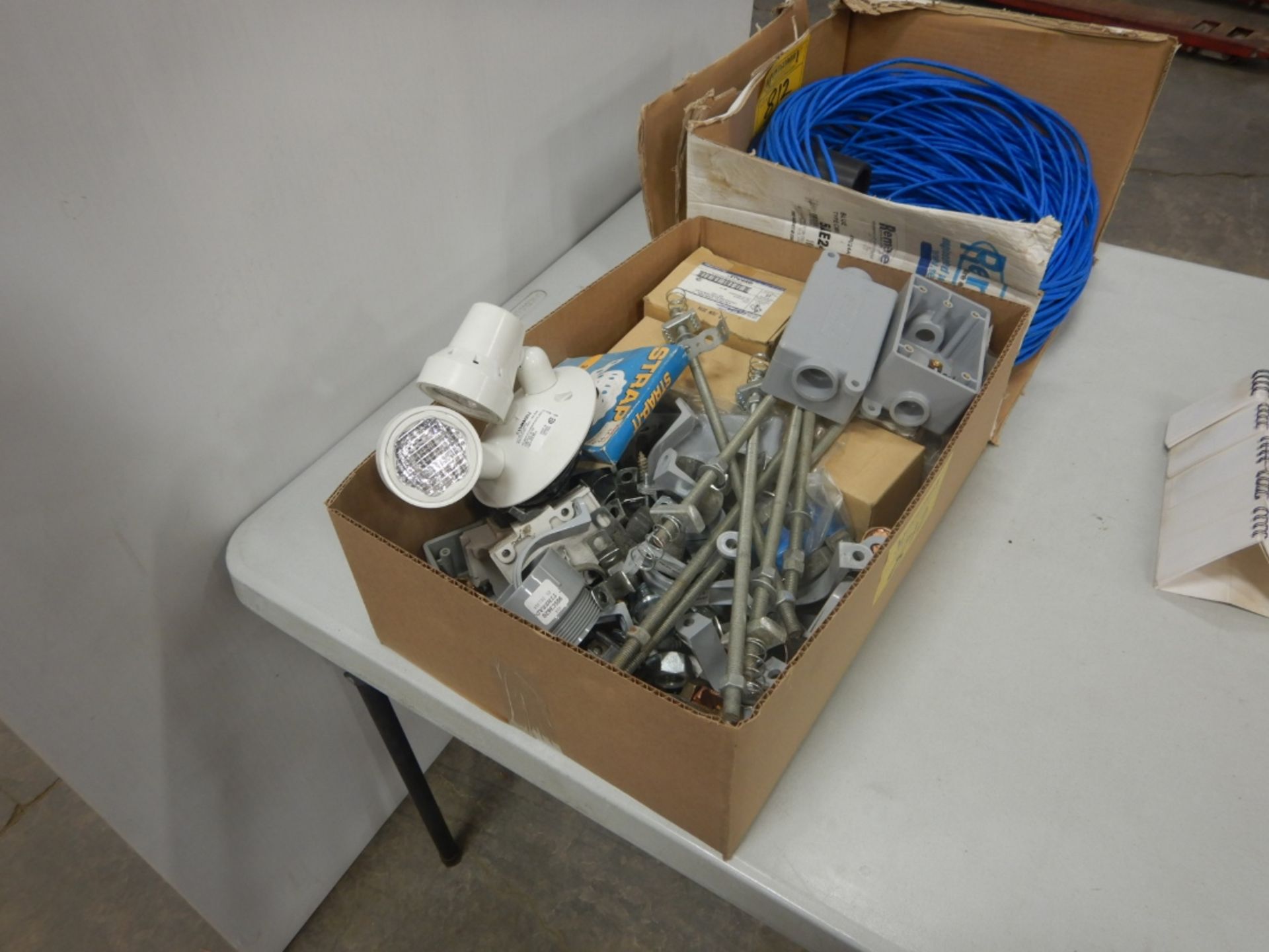 L/O ASSORTED ELECTRICAL SUPPLIES & DATA WIRE ETC. - Image 2 of 2