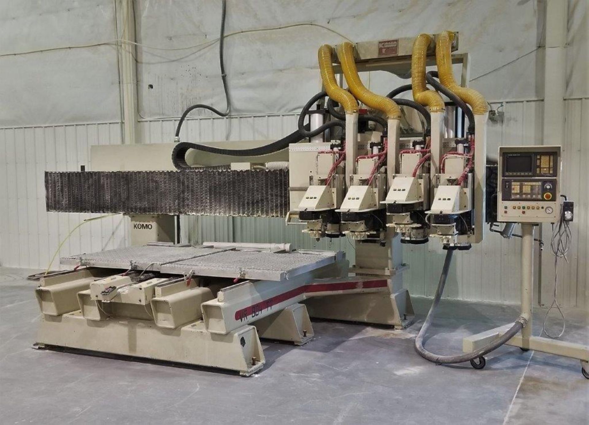 1997 KOMO VR804TT 4-HEAD CNC ROUTER TABLE W/ (2) 4FTX4FT VACUUM TABLES & PUMP, (NEEDS SOME TLC),