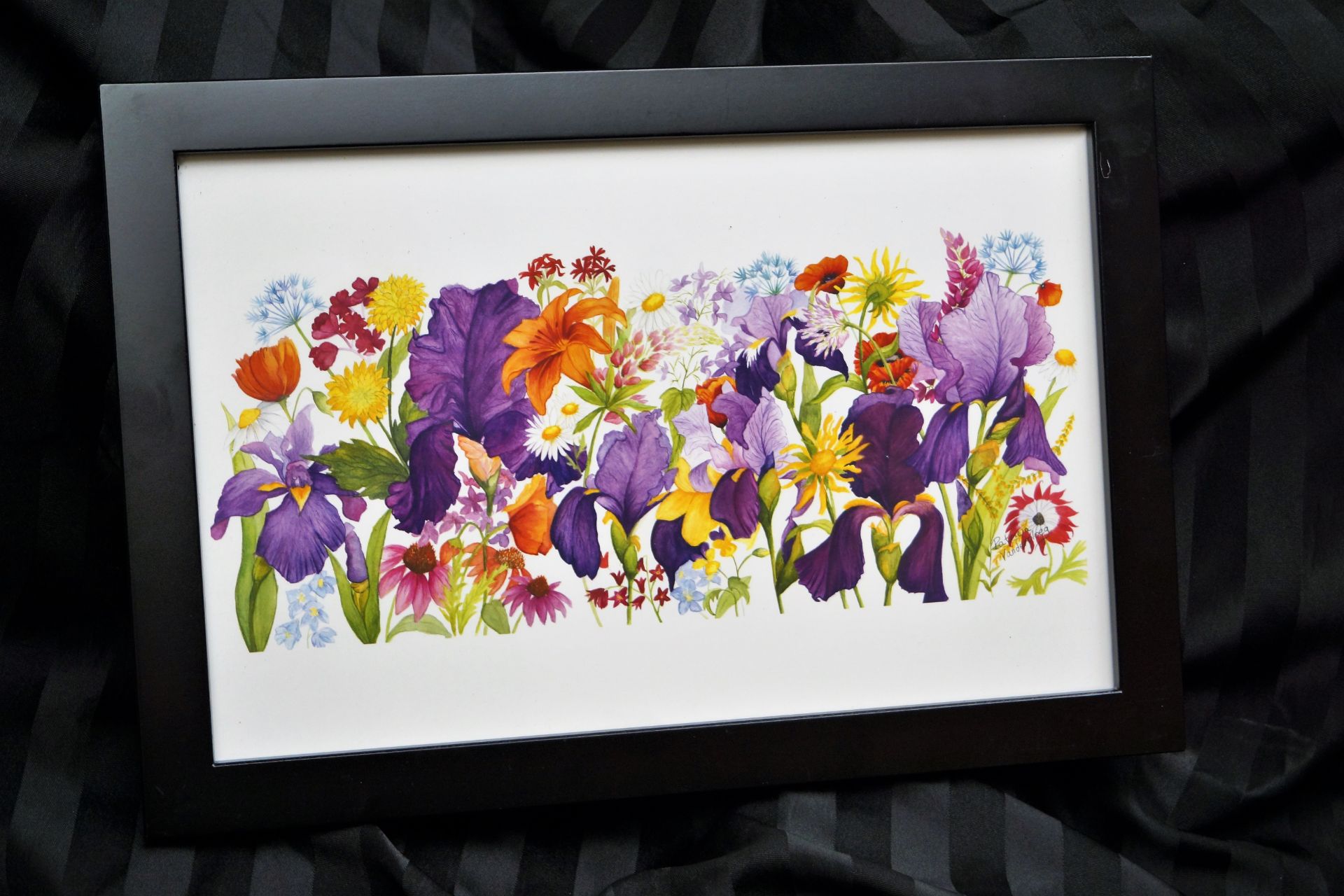 FRAMED FLOWERS PRINT Frame is 12.5"" Tall x 19"" Wide. Picture was made by Patricia Vanderploeg