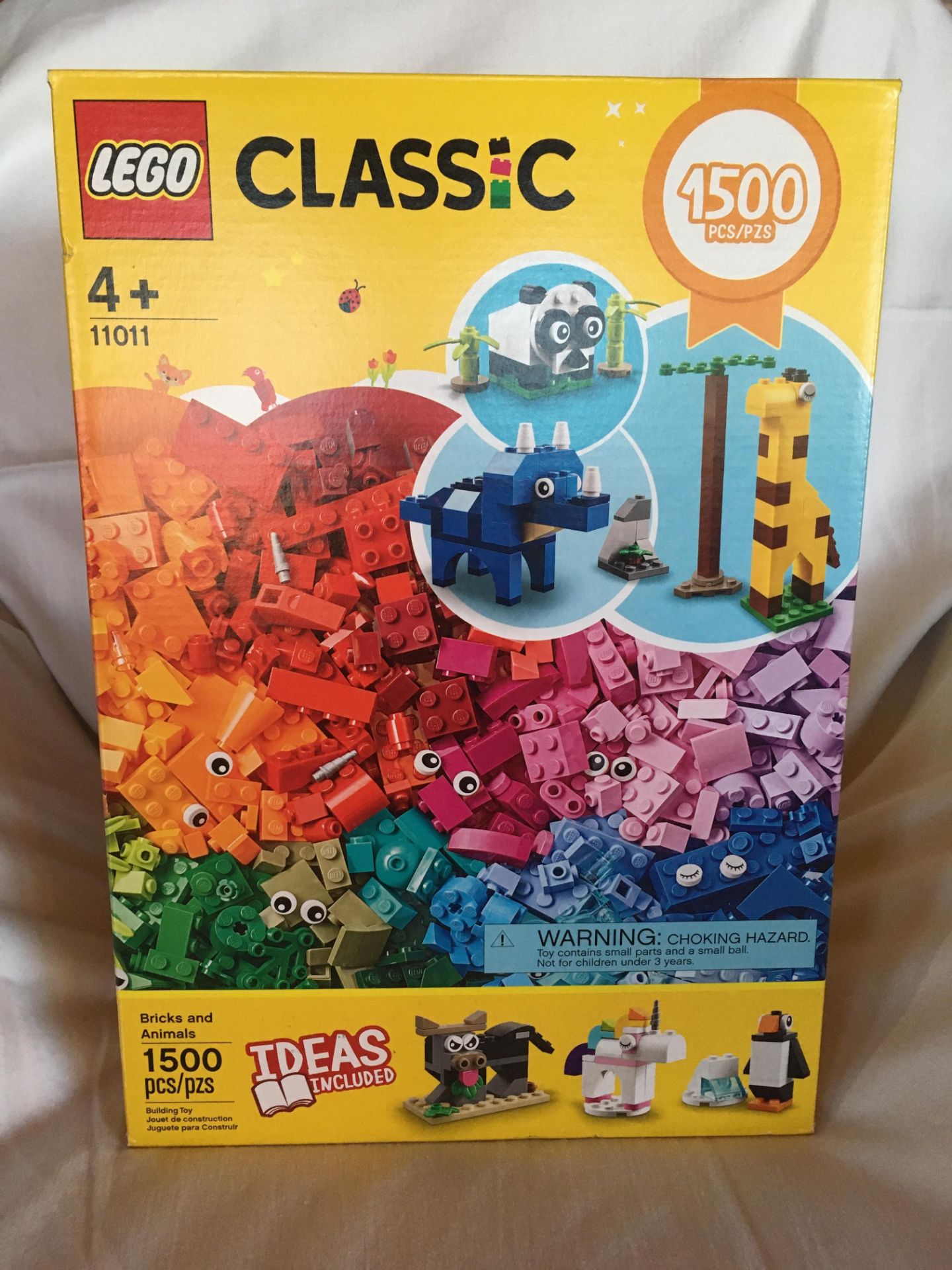 1,500 PIECES OF CLASSIC LEGO Donated by: Laura Grinde Value: $75.00