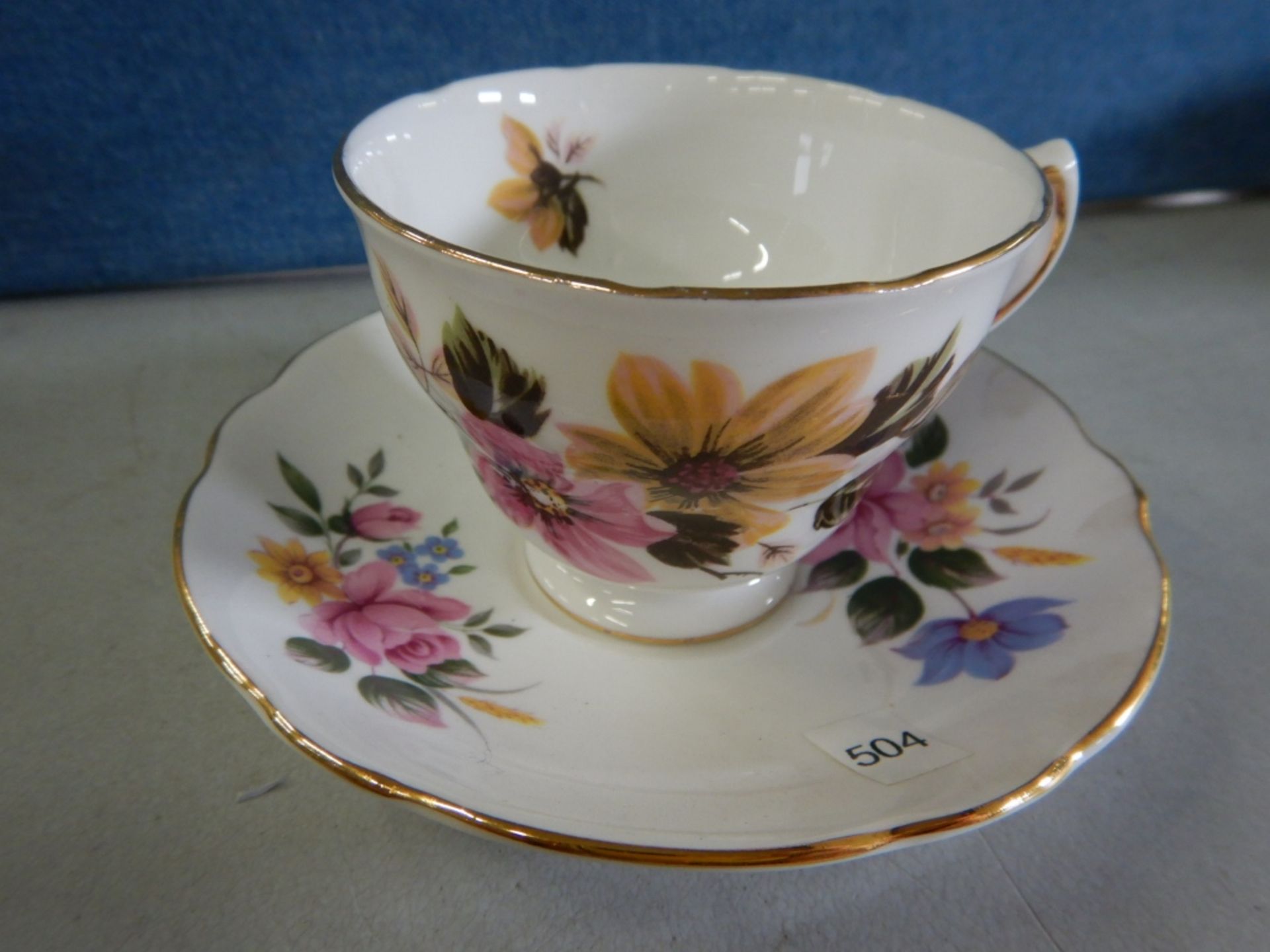 ANTIQUE TEACUPS & SAUCERS - MADE IN ENGLAND - LOT OF 7 - BONE CHINA #8273 - YELLOW FLOWERS, # - Image 25 of 33