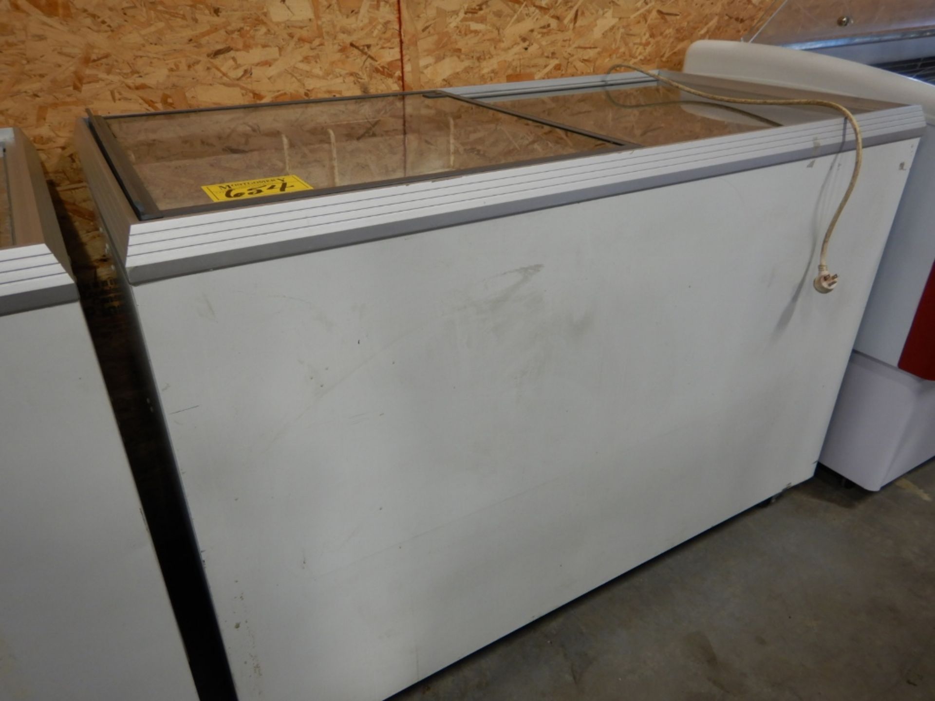 CARAVELL 445 51” COM. FREEZER W/SLIDING LID (HARD ICE CREAM DIPPING CABINET) W/CASTERS, TUB INSERTS,