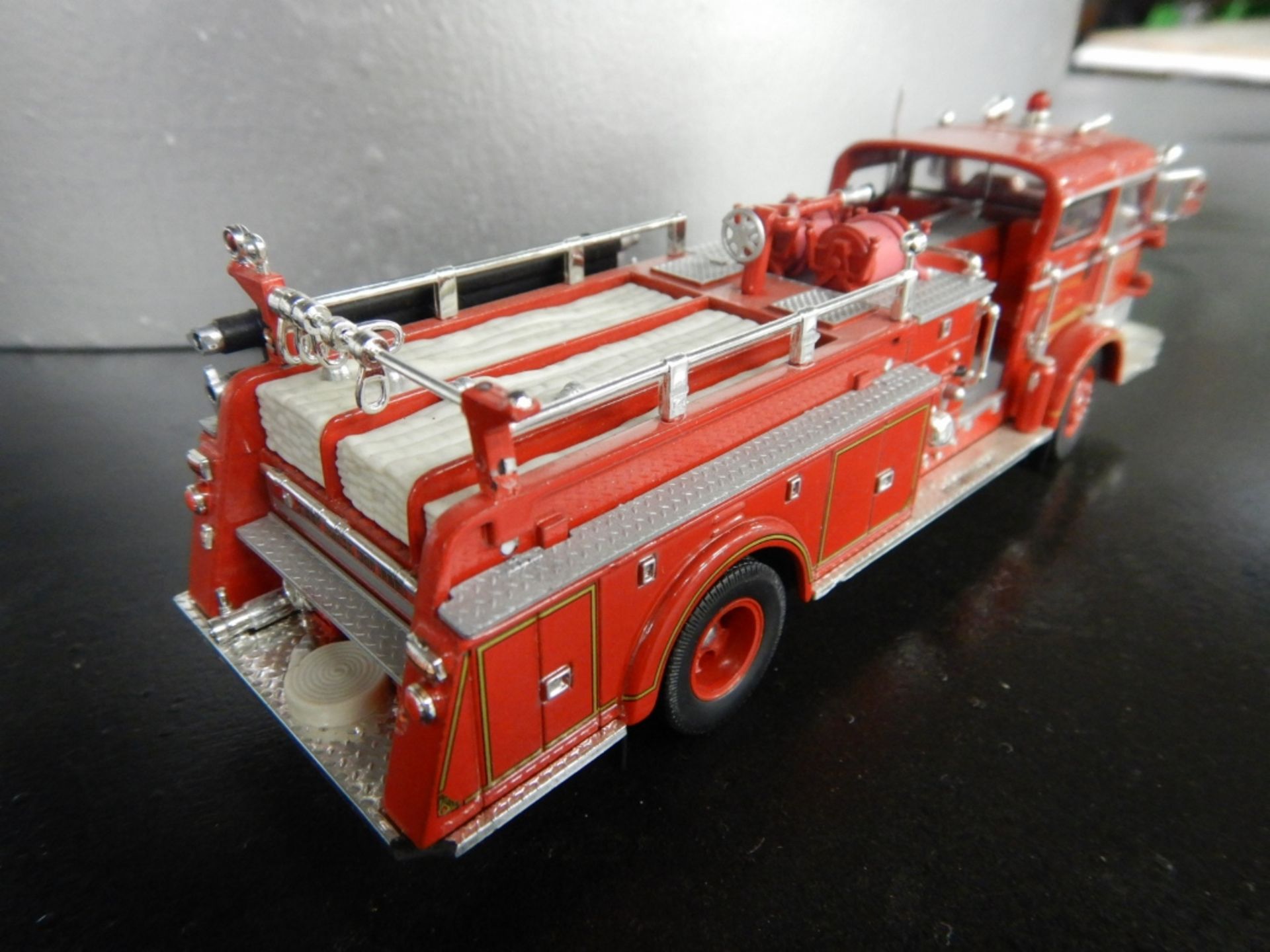 1960 MACK C FIRE TRUCK - NATIONAL MOTOR MUSEUM W/CERTIFICATE