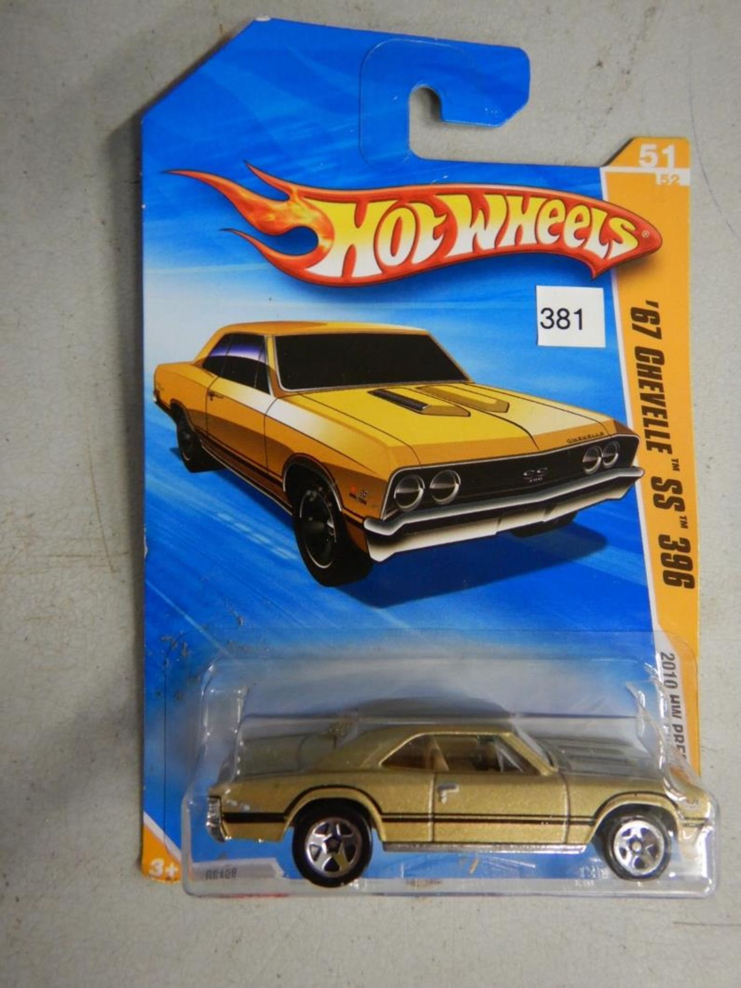 HOT WHEELS CARS - "67 CHEVELLE SS 396", "MERCEDES SL 64", "LINCOLN CONTINENTAL", "40'S WOODIE", " - Image 3 of 6