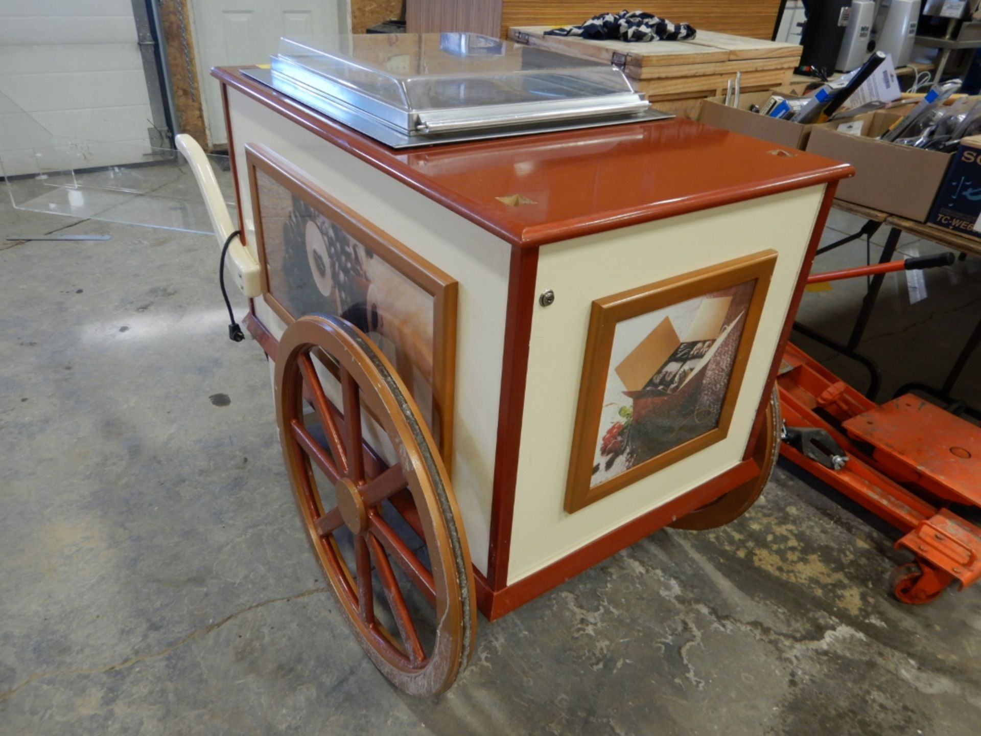 MOBILE ICE CREAM CART - 2-WHEEL VENDERS MERCHANDISING CART W/SILVER KING SS INSERT & LID - Image 2 of 4