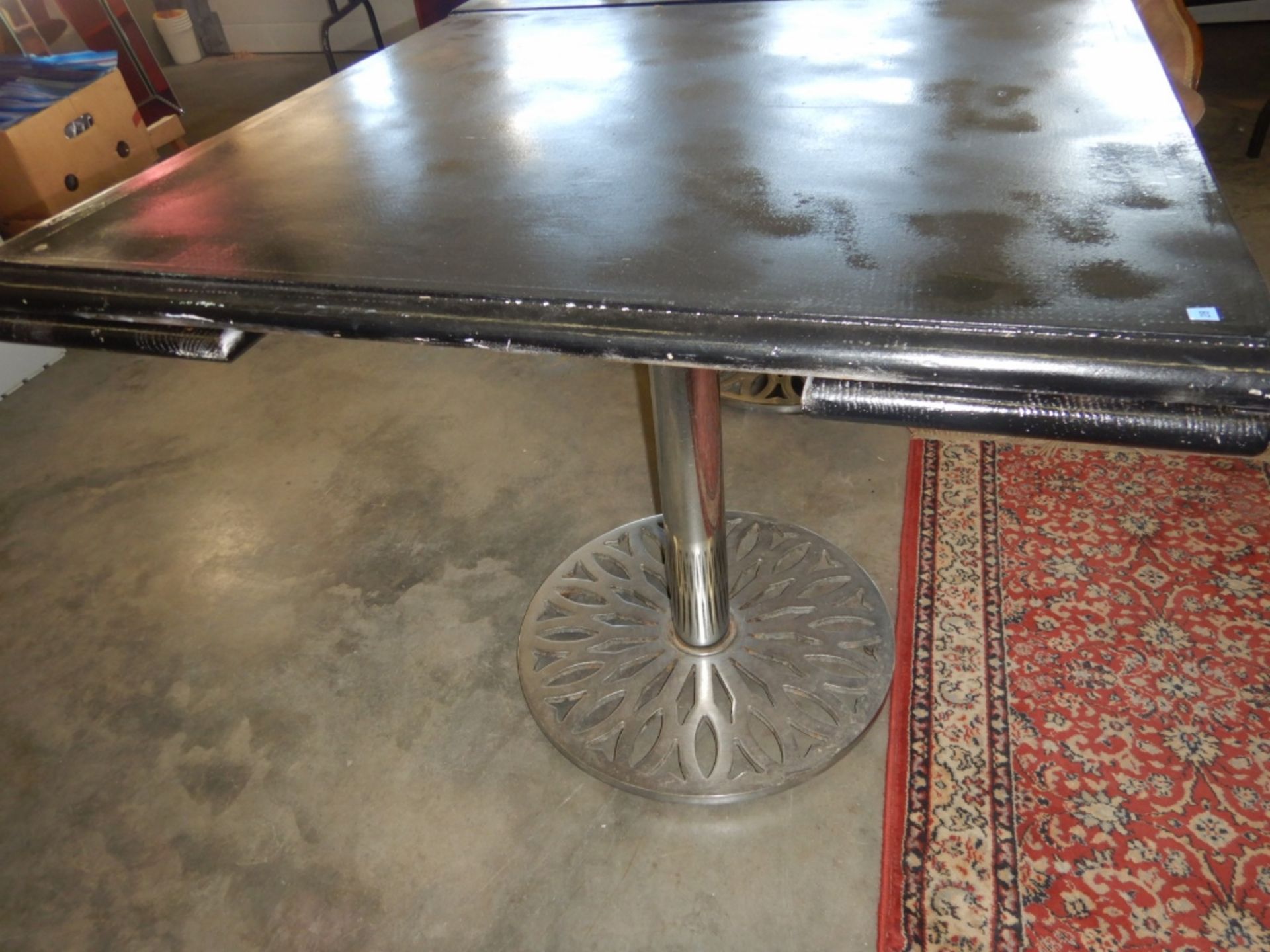 LACQUERED WOODEN BLACK CAFÉ TABLE W/FOLD UP SIDES & DECORATIVE STEEL PEDESTAL - Image 6 of 9