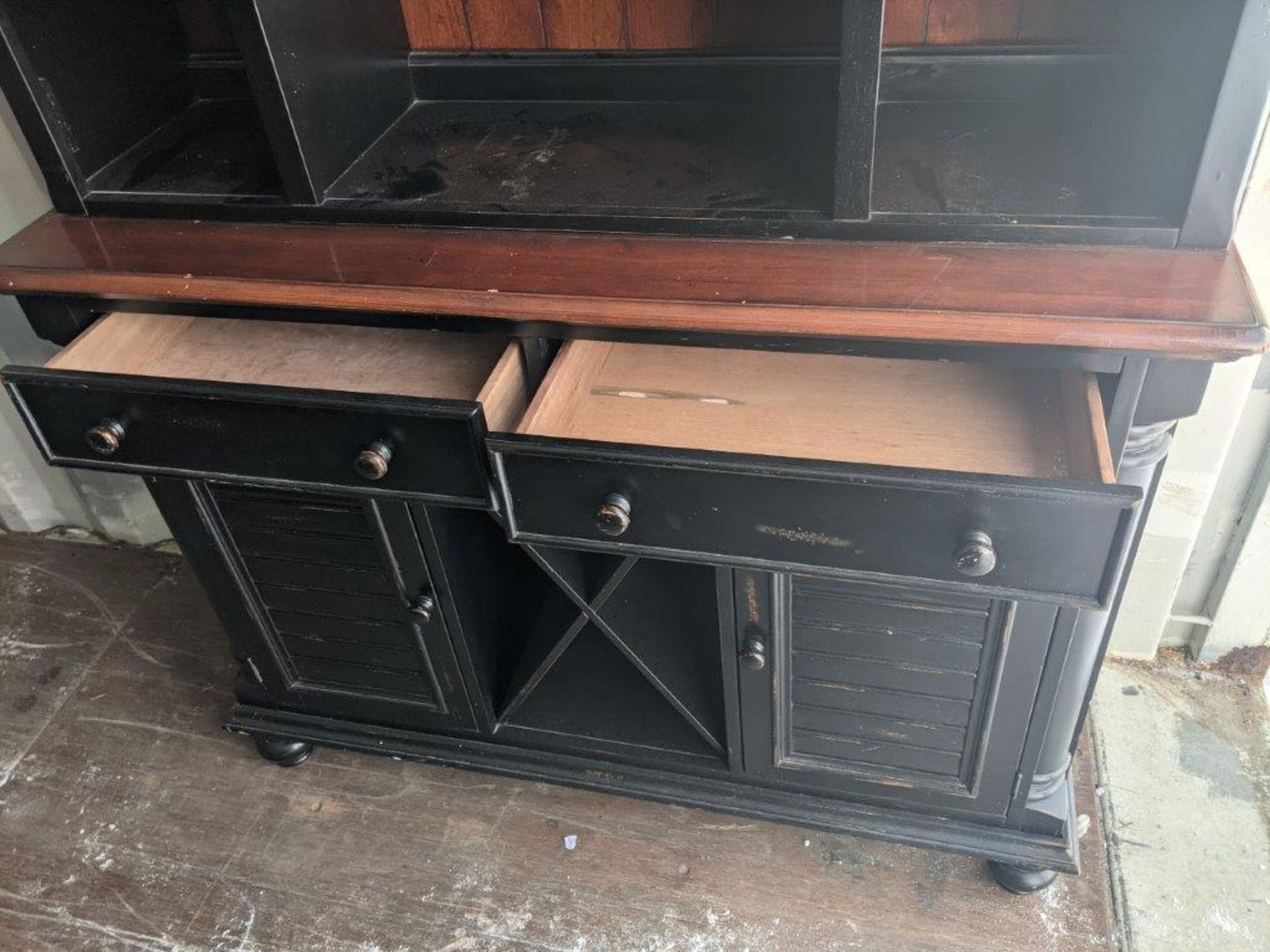 BLACK LACQUERED HUTCH W/GLASS SHELVING, STORAGE AND LIGHTS - Image 2 of 5