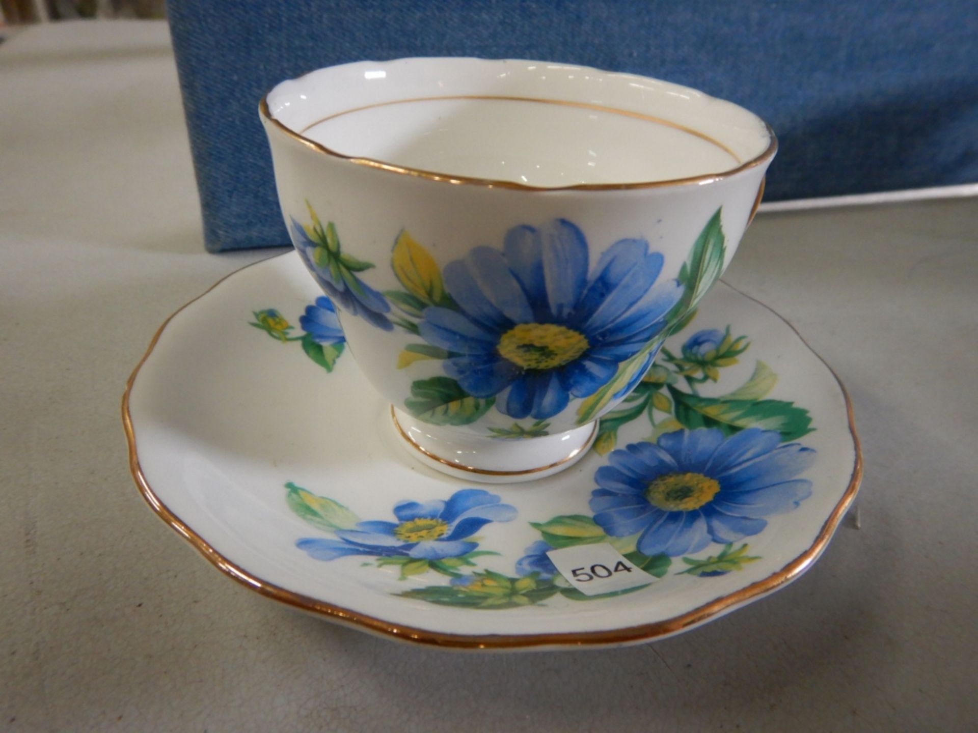 ANTIQUE TEACUPS & SAUCERS - MADE IN ENGLAND - LOT OF 7 - BONE CHINA #8273 - YELLOW FLOWERS, # - Image 7 of 33