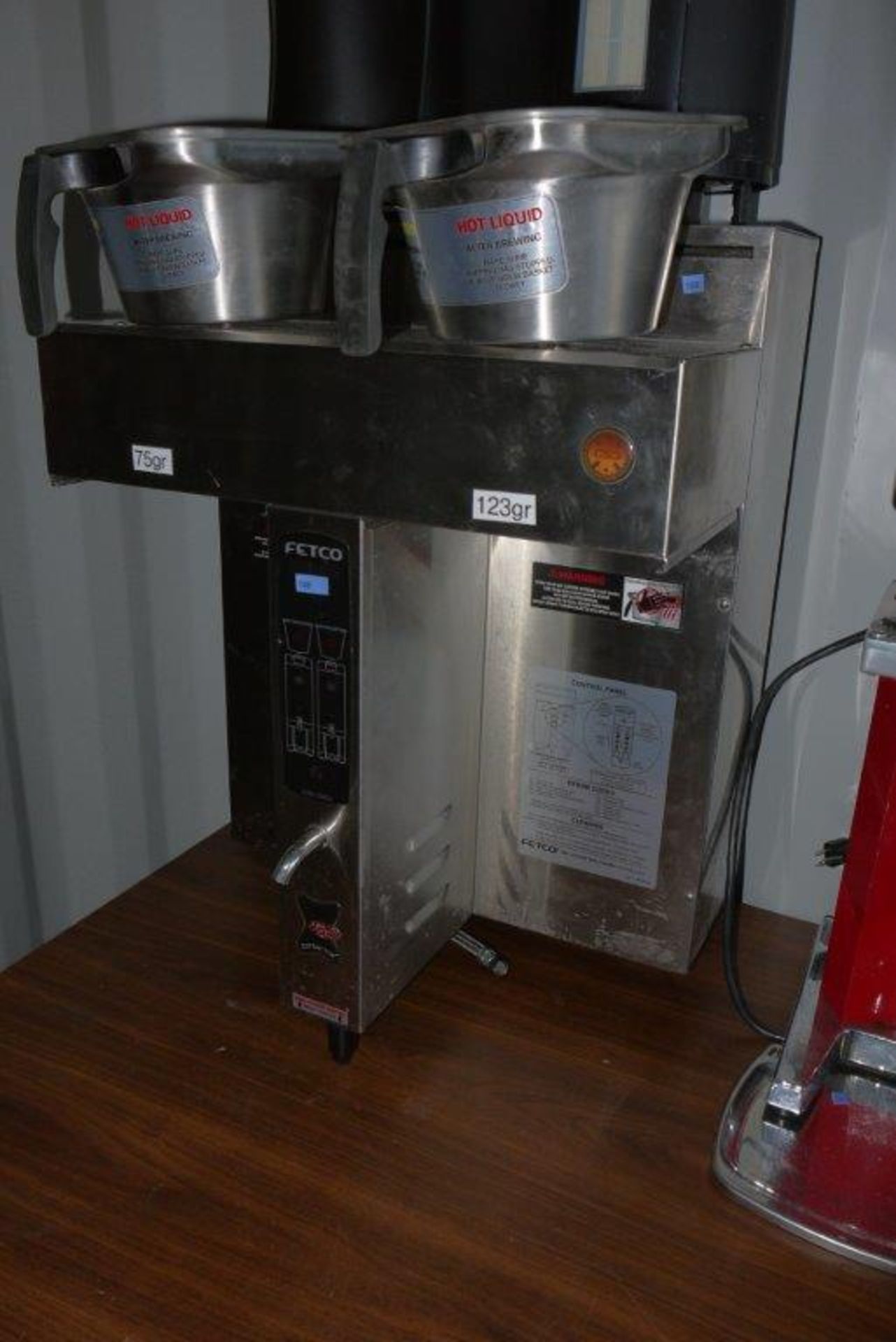2013 FETCO DOUBLE STATION COFFEE BREWER, MODEL CBS 2032E, S/N 720143138478, SINGLE PHASE, C/W - Image 5 of 9