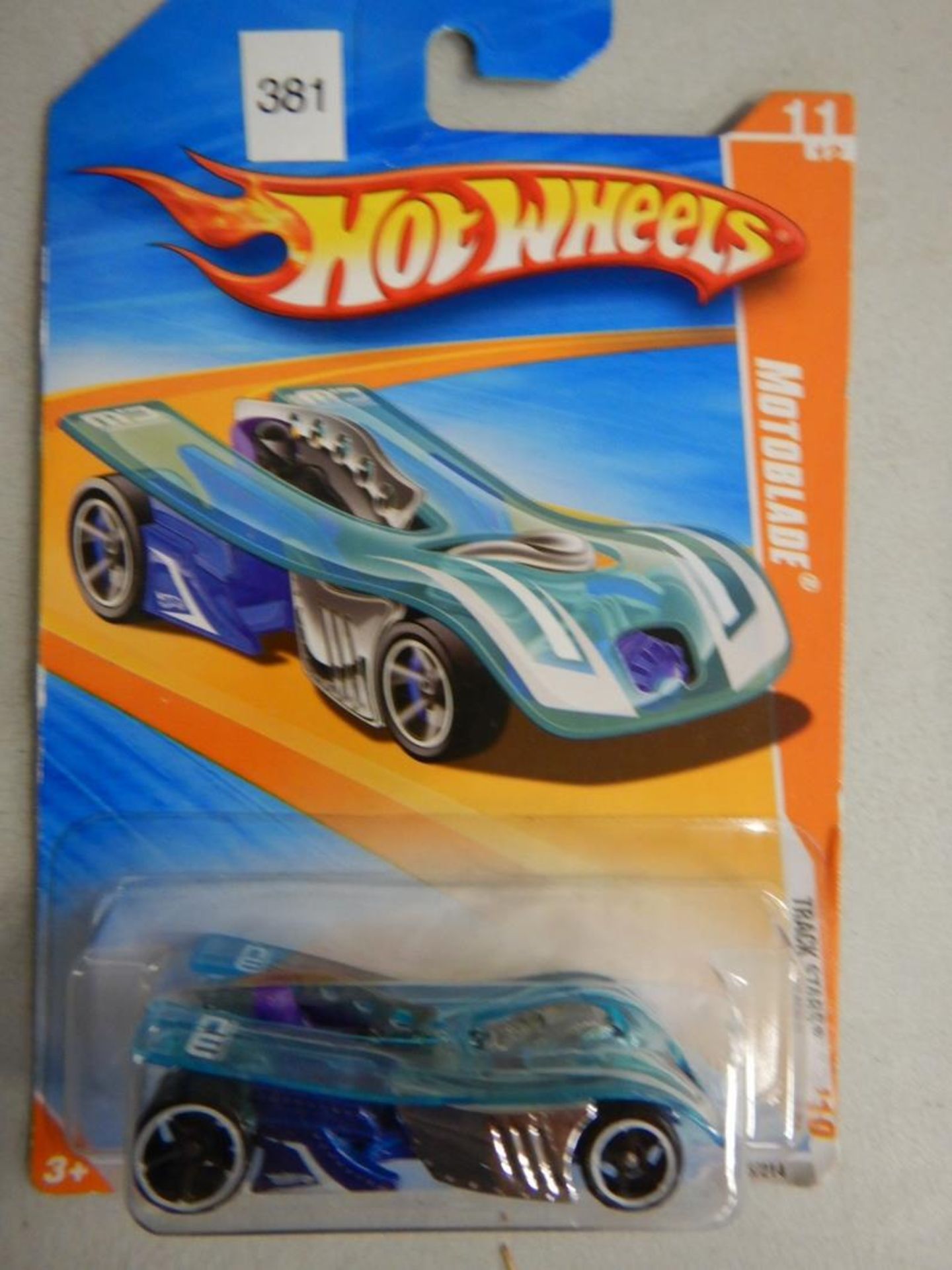 HOT WHEELS CARS - "67 CHEVELLE SS 396", "MERCEDES SL 64", "LINCOLN CONTINENTAL", "40'S WOODIE", " - Image 5 of 6