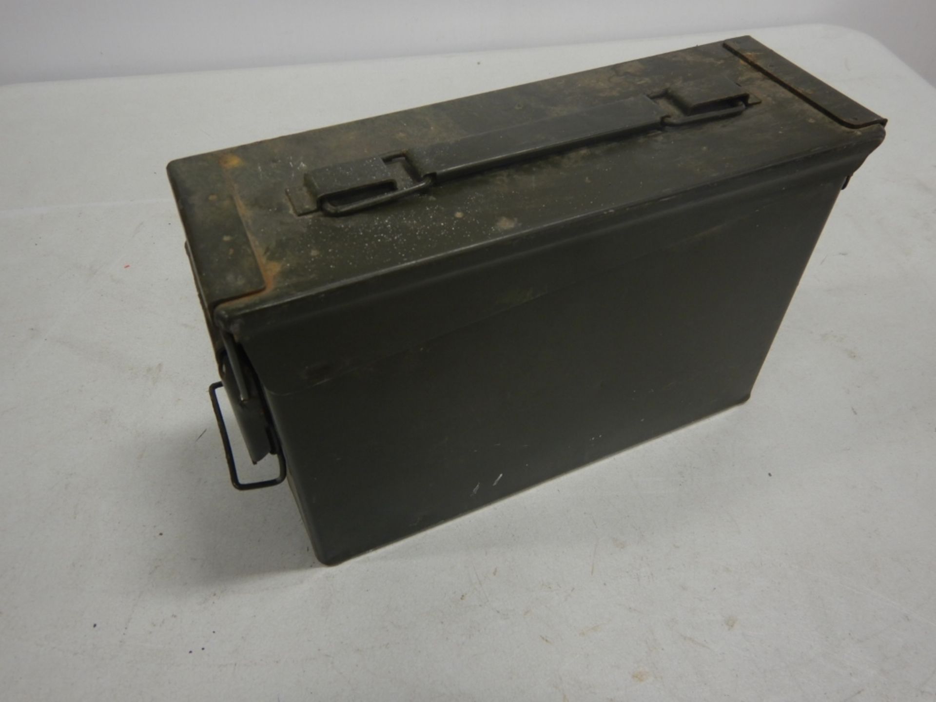 L/O CAR TIRE DOLLY, AMMO BOX, ASSORTED TOOLS ETC. - Image 5 of 5