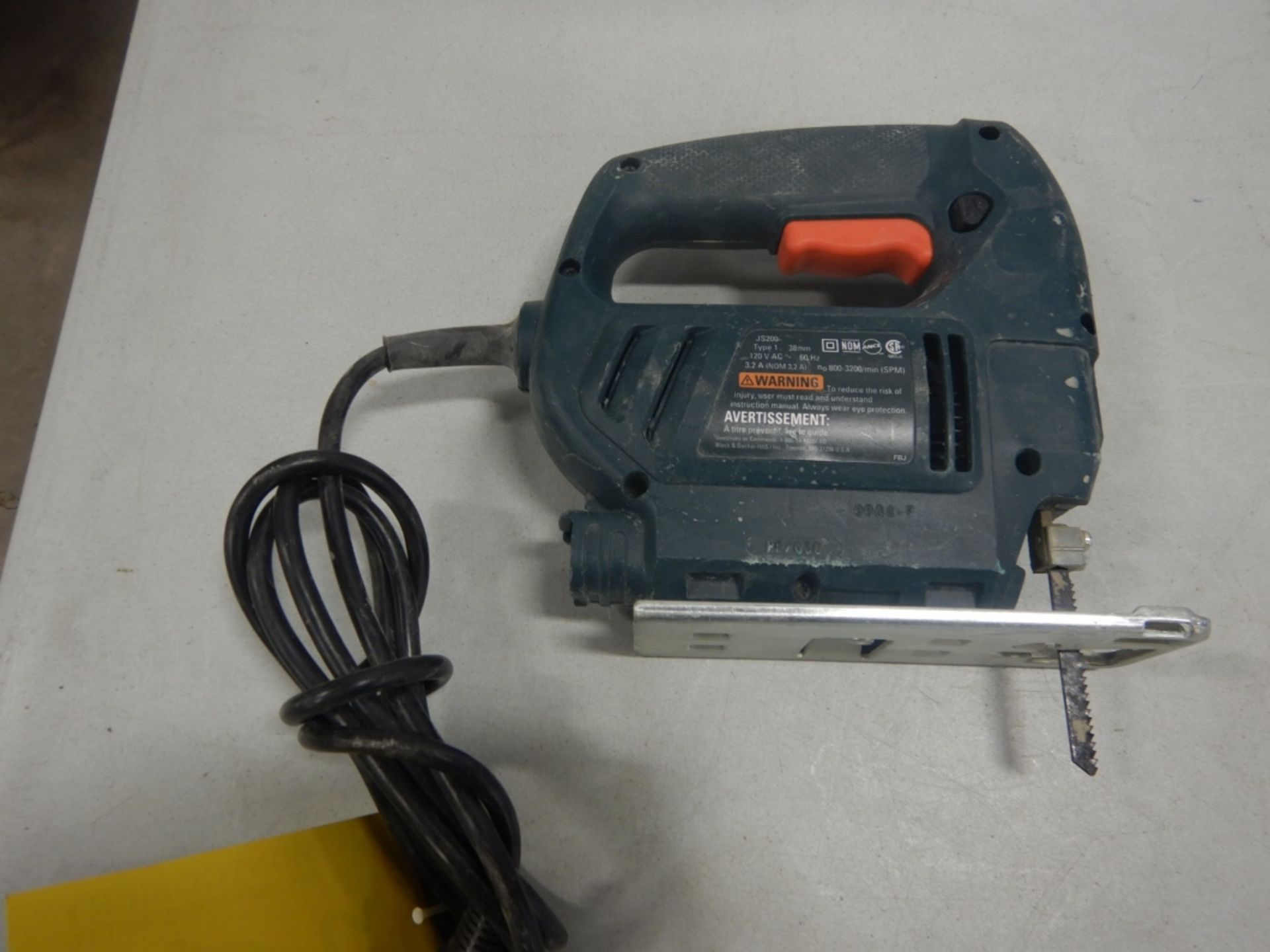 L/O BLACK AND DECKER VARIABLE SPEED 3.2A JIG SAW, SEARS CRAFTSMAN 1/4 SHEET PALM SANDER, MAXIMUM 7. - Image 7 of 10