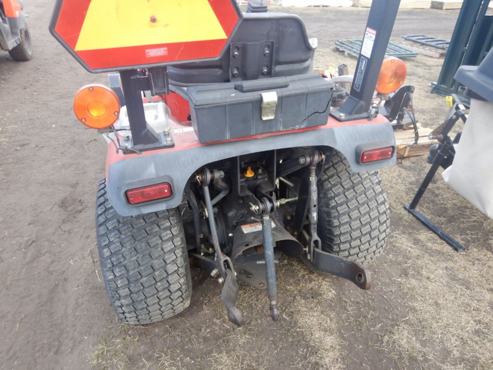 2004 CASE DX24E 4X4 COMPACT TRACTOR W/ CASE LX 110 FRONT END LOADER, 3PT PTO, 60IN BELLY MOWER W/ - Image 3 of 16