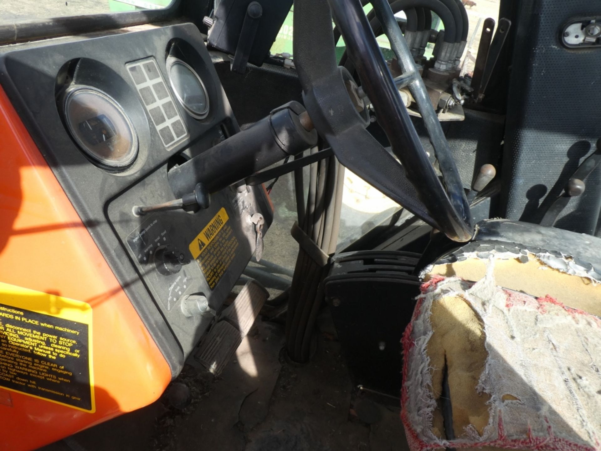 ALLIS CHALMERS 7010 TRACTOR W/ EZEE-ON 100 FRONT END LOADER W/ POWER SHIFT TRANSMISSION, 6700HR - Image 7 of 7