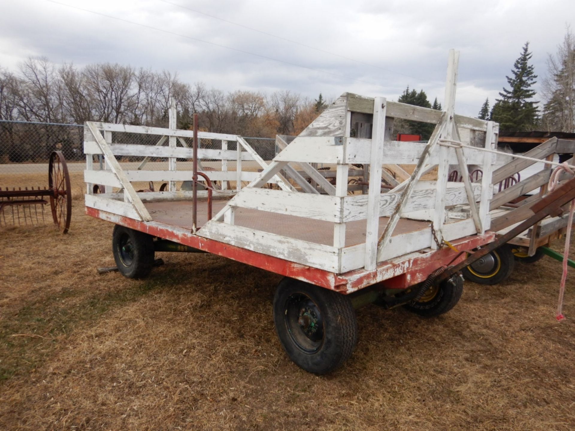 JOHN DEERE RUBBER TIRED WAGON CHASSISS W/BUNDLE RACK- HORSE OR TRACTOR PULL