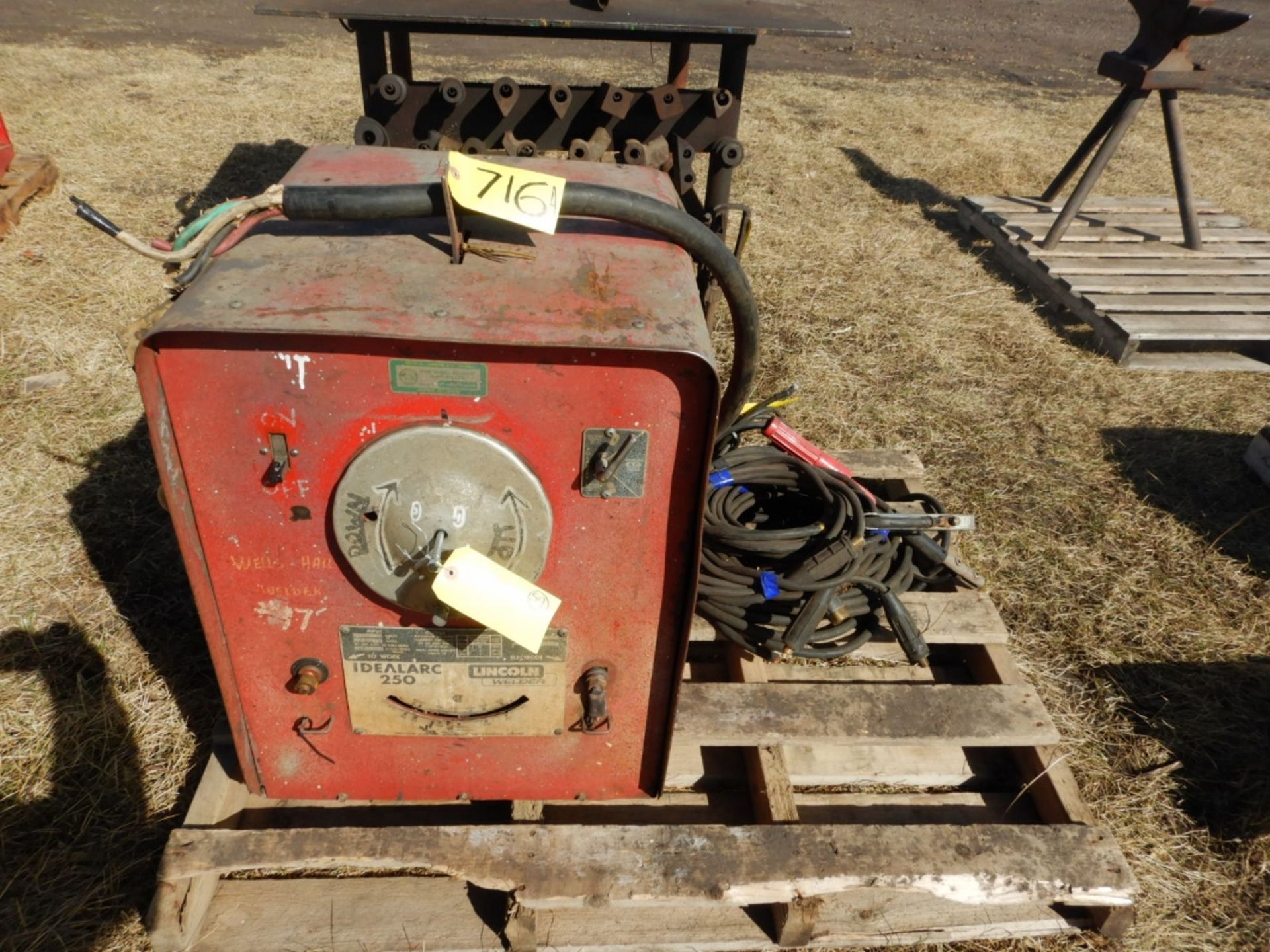 IDEALARC 250 LINCOLN WELDER, 230/460V, W/ CABLES, S/N 40254 MODEL NO. K1053 - Image 2 of 3