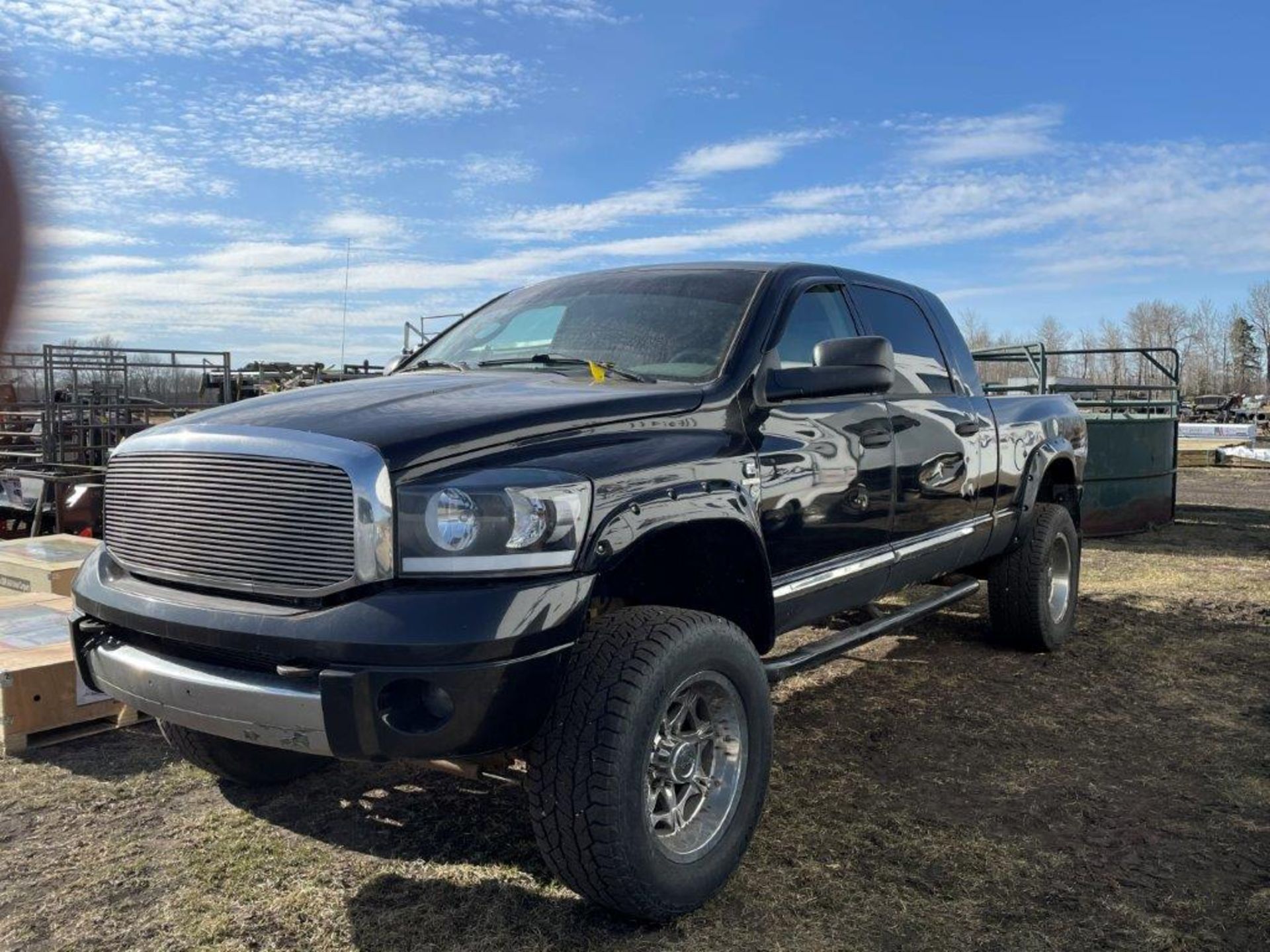 2008 DODGE RAM 2500 CUMMINS 6.7L TURBO DEISEL MEGA CAB, NEW FRONT END, RECENT TRANSMISSION