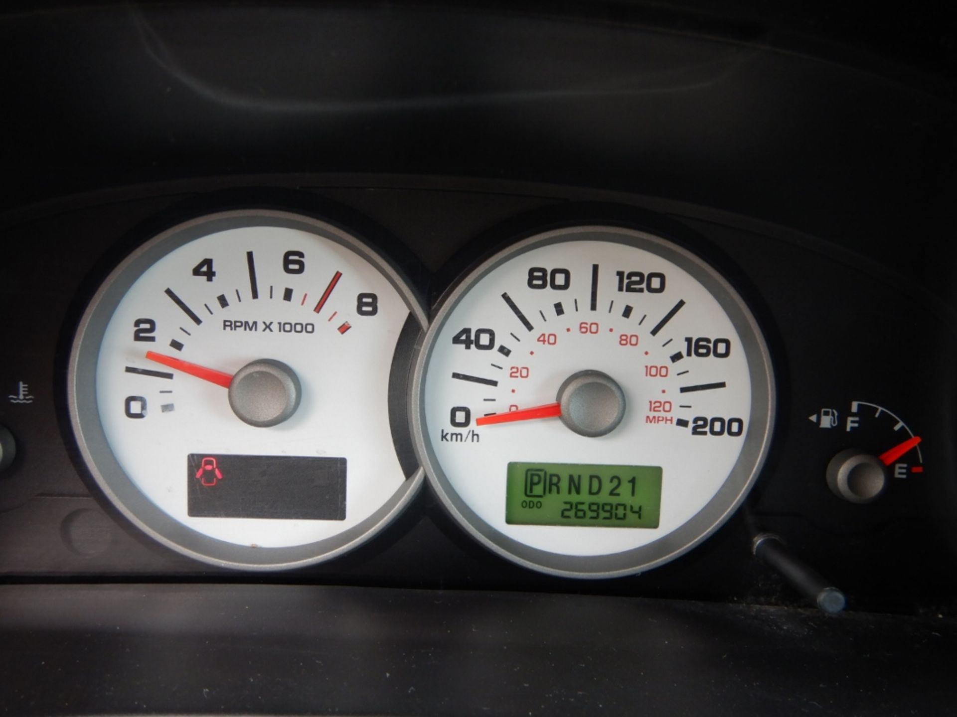 2005 FORD ESCAPE XLT, AWD, 3.0L V6, AUTOMATIC, POWER WINDOW, POWER DOOR LOCKS, 269,904 KM'S SHOWING, - Image 9 of 10