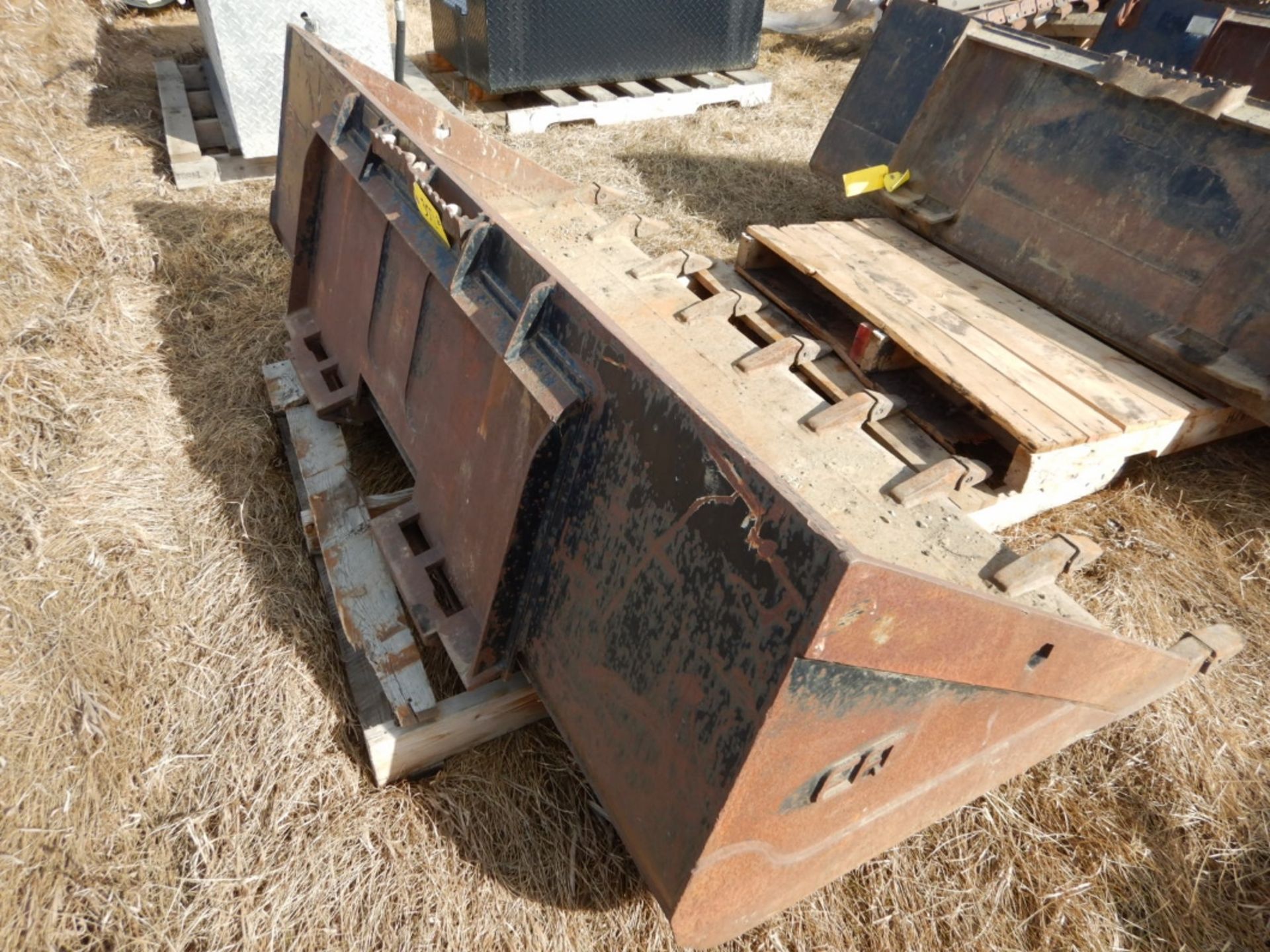 EFI SKID STEER TOOTH BUCKET - 78 INCH - Image 2 of 5